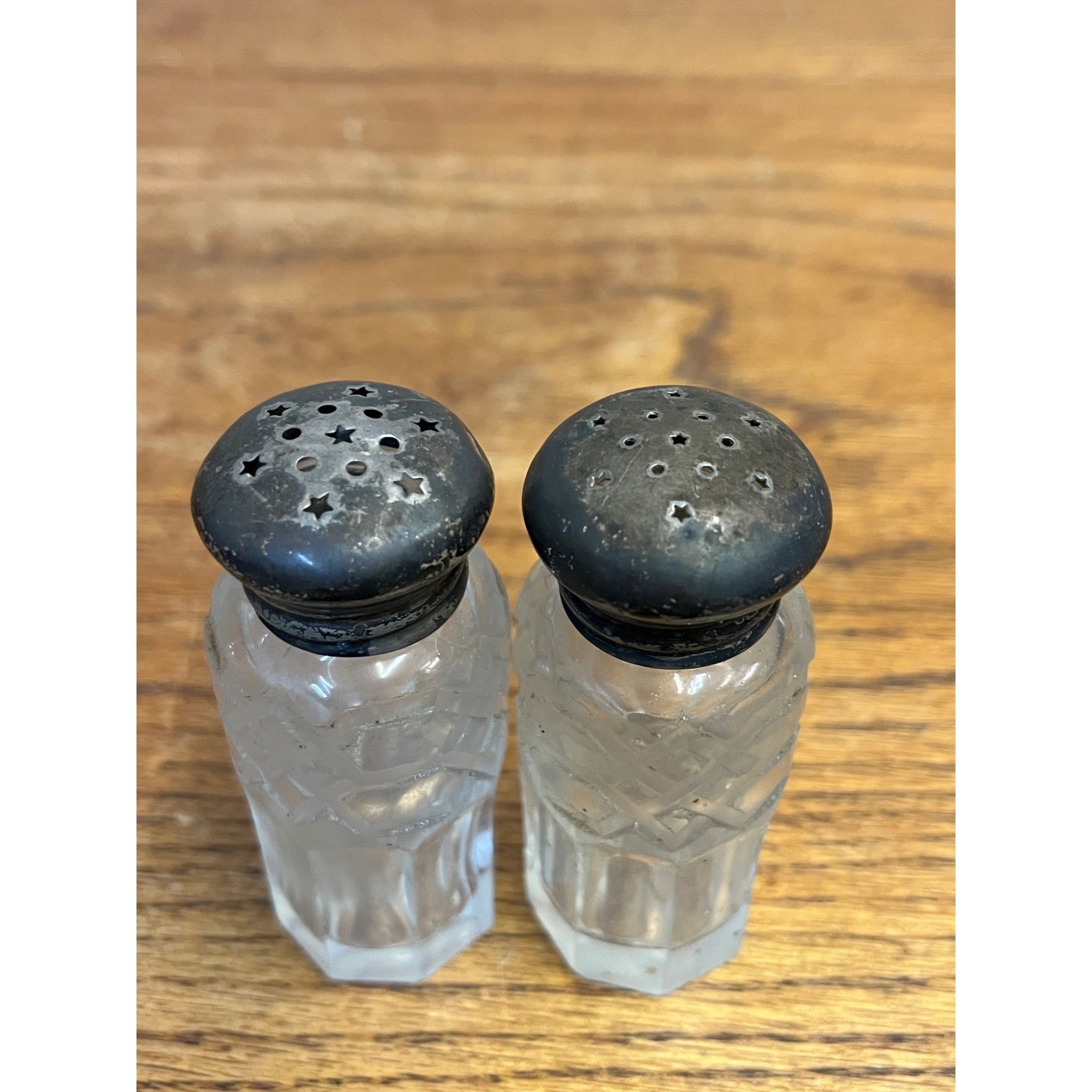 Vintage Sterling Silver Cut out Stars Salt & Pepper Shakers Set 2 Cut Glass