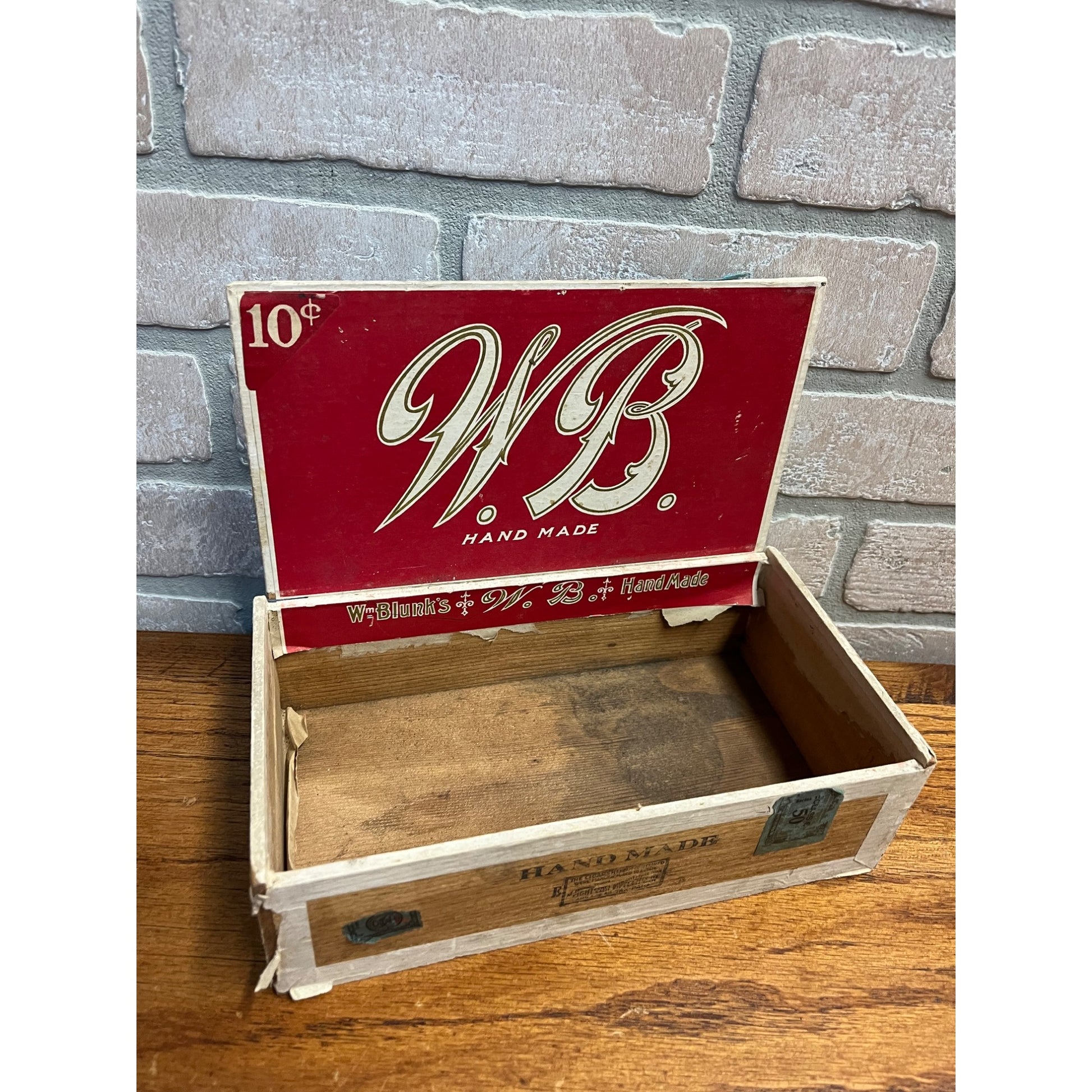 Vintage W.B. Wooden Cigar Box William Blunk's Milwaukee Wisconsin Wis