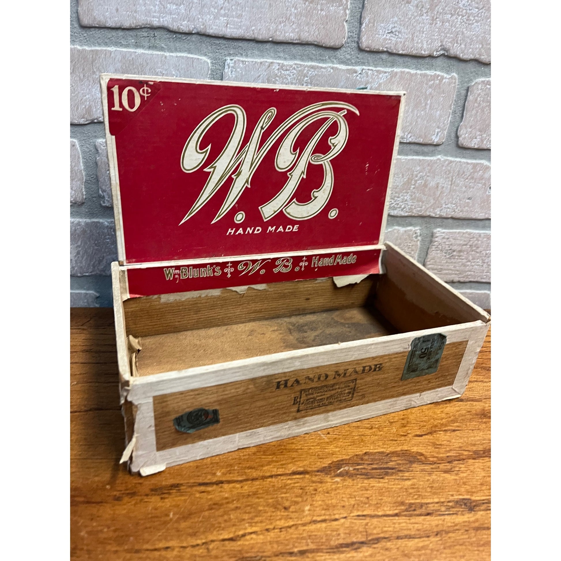 Vintage W.B. Wooden Cigar Box William Blunk's Milwaukee Wisconsin Wis
