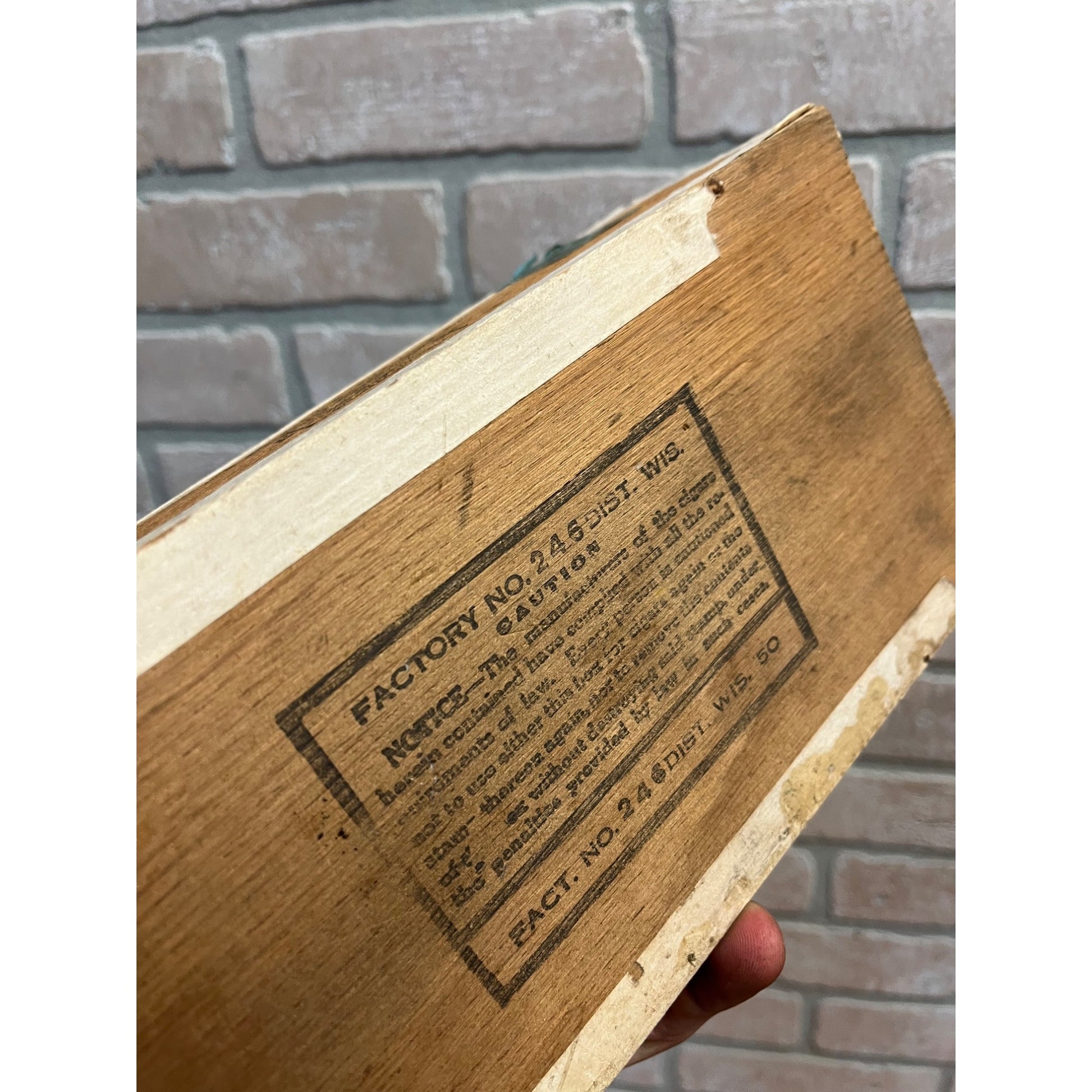 Vintage W.B. Wooden Cigar Box William Blunk's Milwaukee Wisconsin Wis