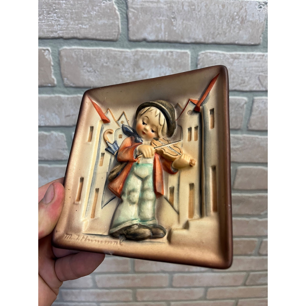 Vintage Hummel # 93 Little Fiddler 1950s Hangings Wall Plaque Violin Goebel