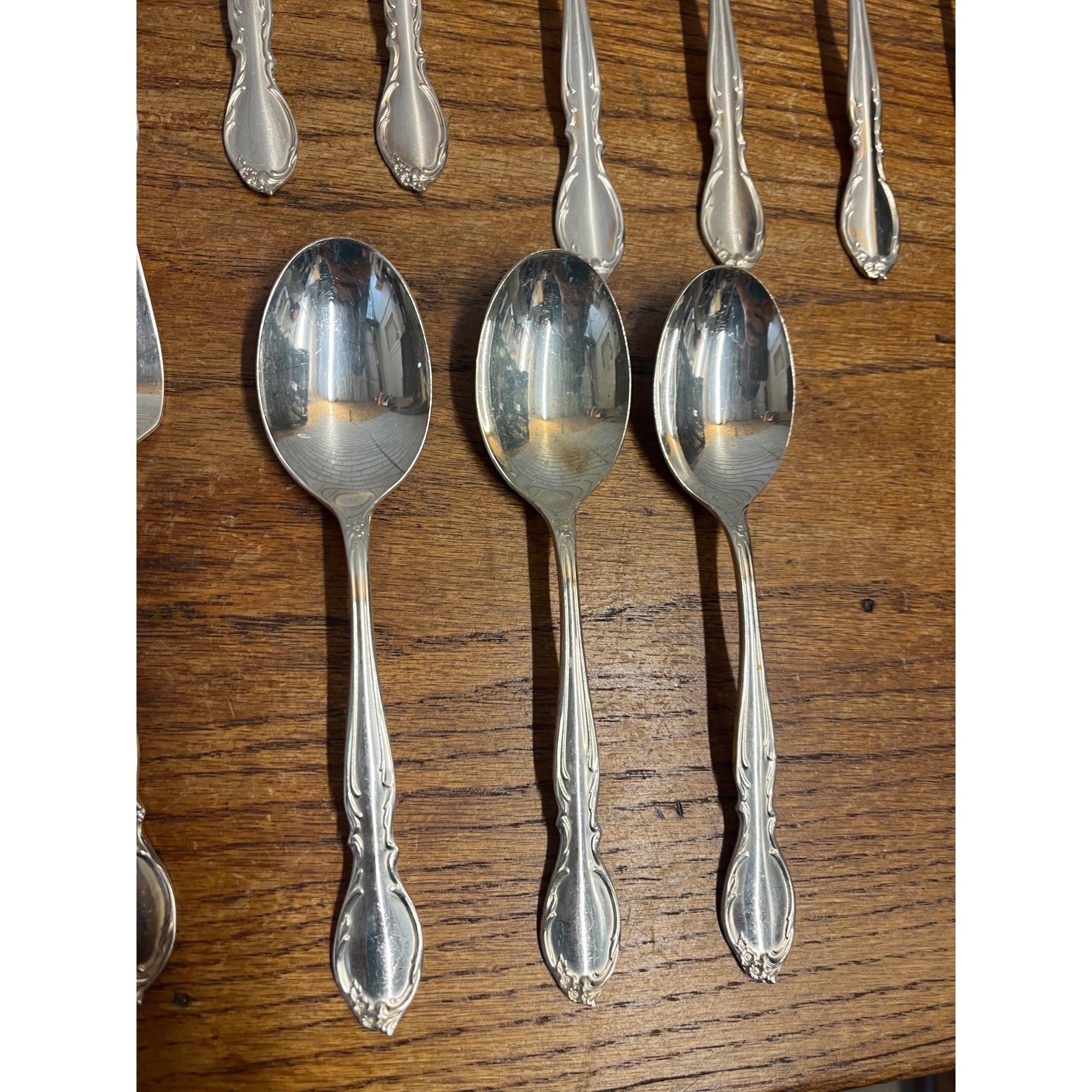 Kitchen Decor – Brothers Antiques