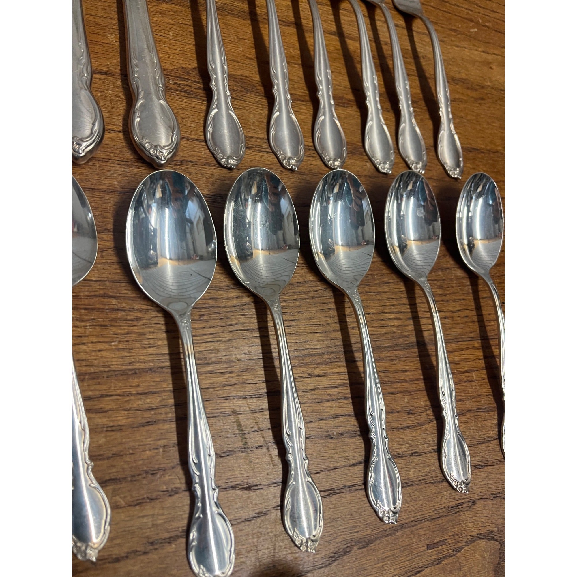 Vintage 1959 Wm Rogers IS Silver Plate Moonlight Lovelight 38pc Set