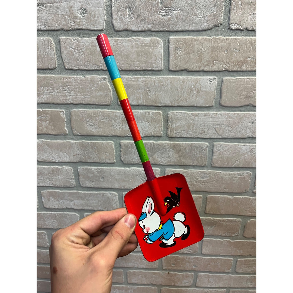 Vintage Child's Tin Litho Sand Beach Shovel Rabbit Blackbird Toy - Ohio Art?