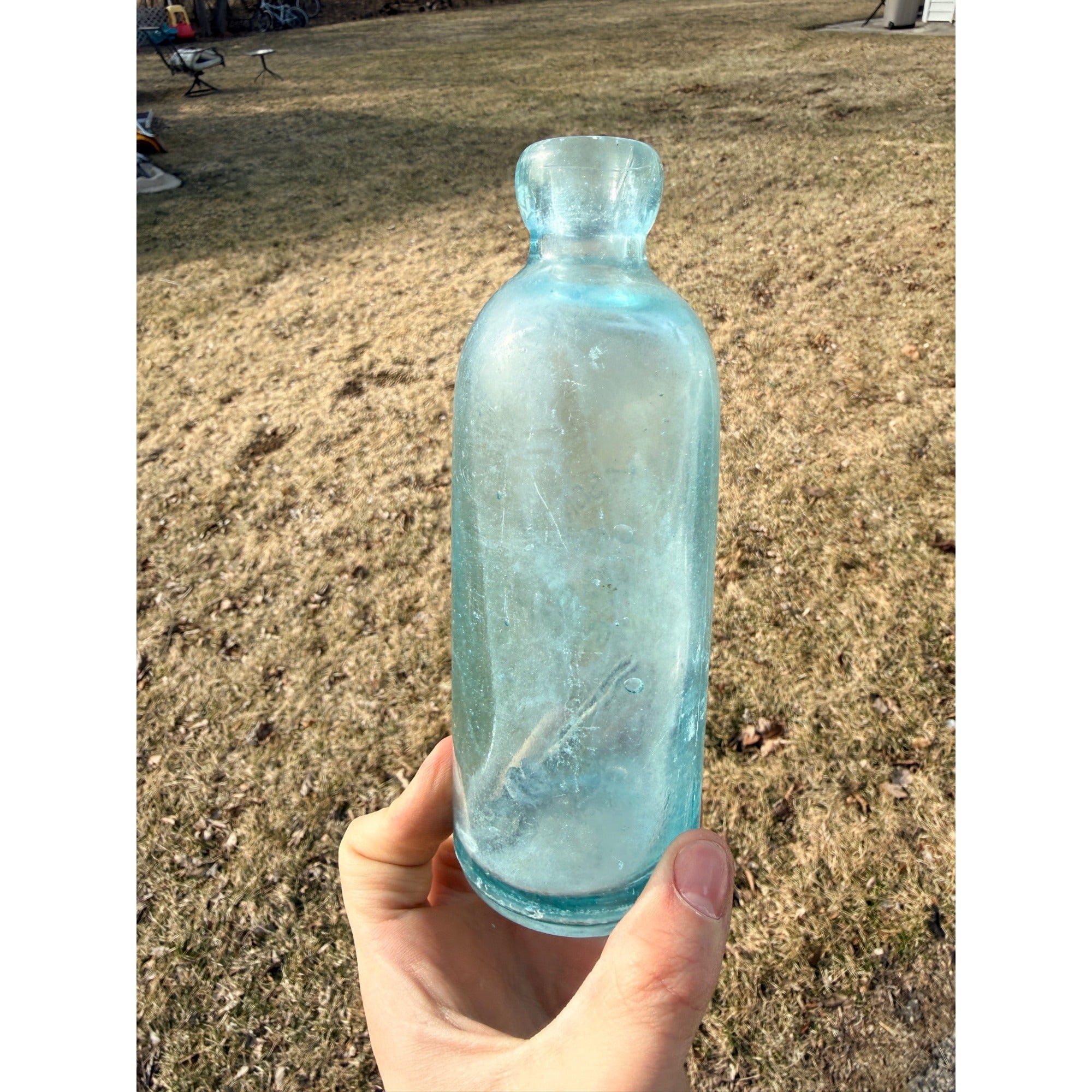 Henderson Bottling Works Hutchinson Soda Bottle, Henderson, Minnesota MN Minn