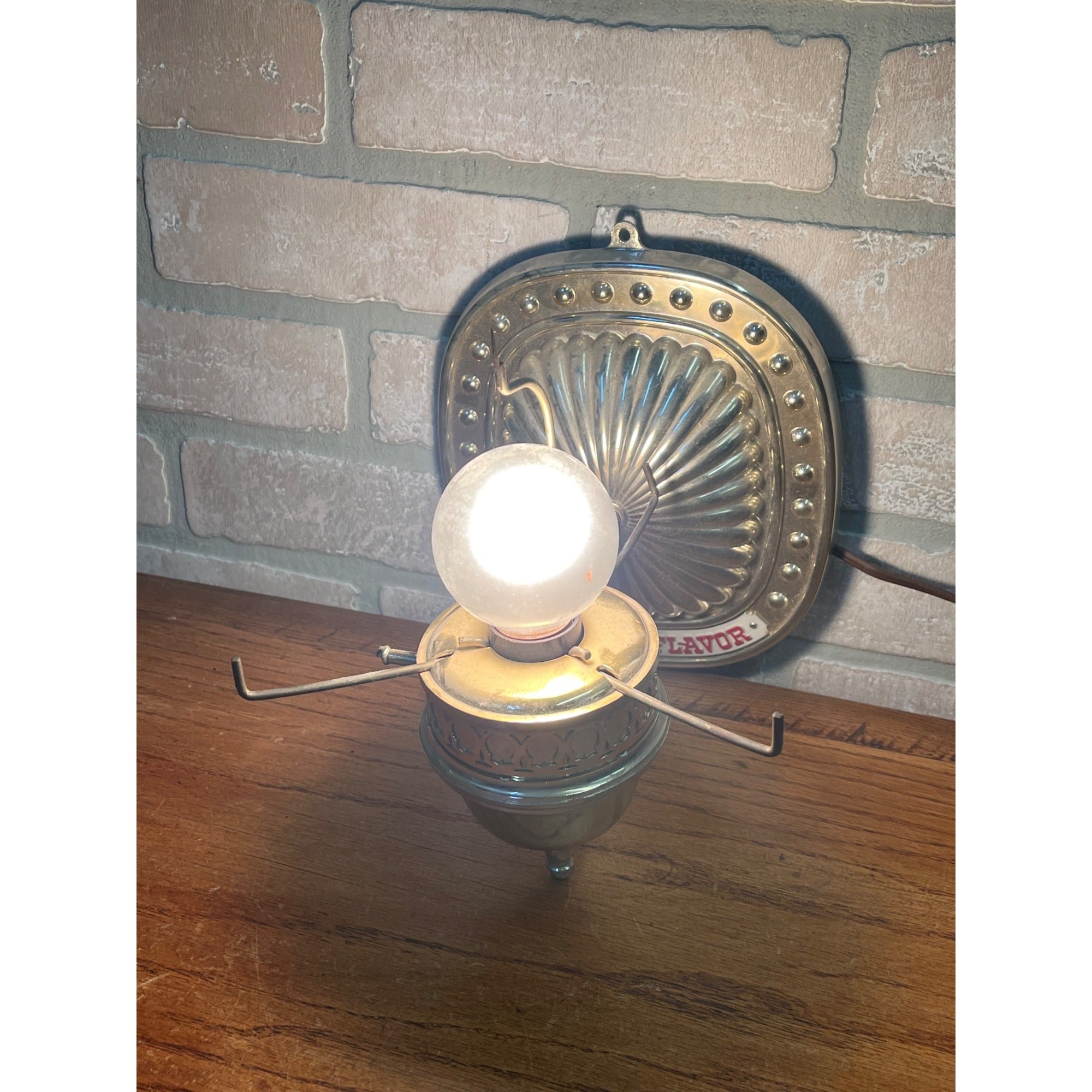 Vintage Pabst Blue Ribbon Beer Motion Heat Lamp Wall Sconce Rotating