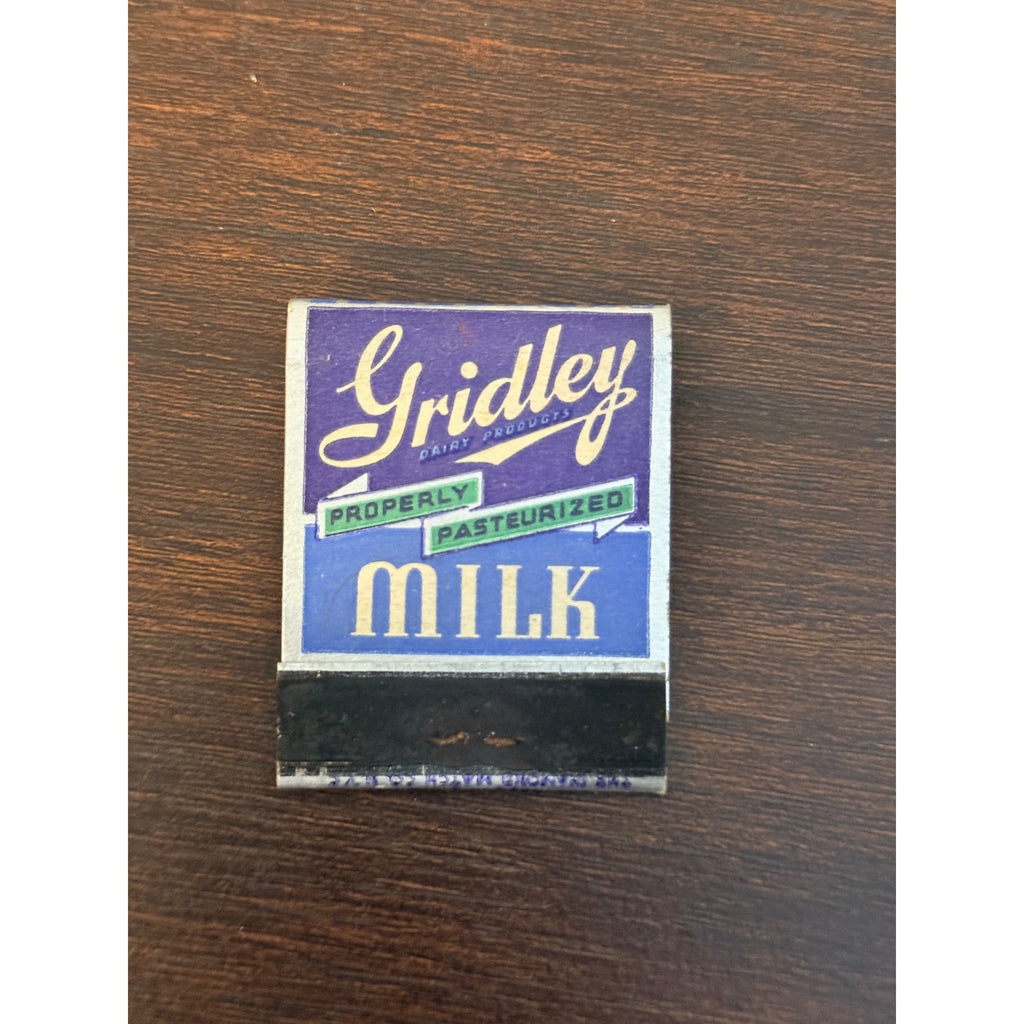 Vintage Gridley Dairy Ice Cream Milk Milwaukee UNSTRUCK Matchbook Advertising
