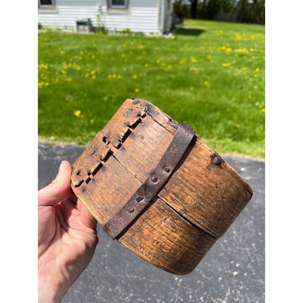Antique Primitive 19th c. Bent Oak Wooden Grain Measure AAFA Metal Band Repairs