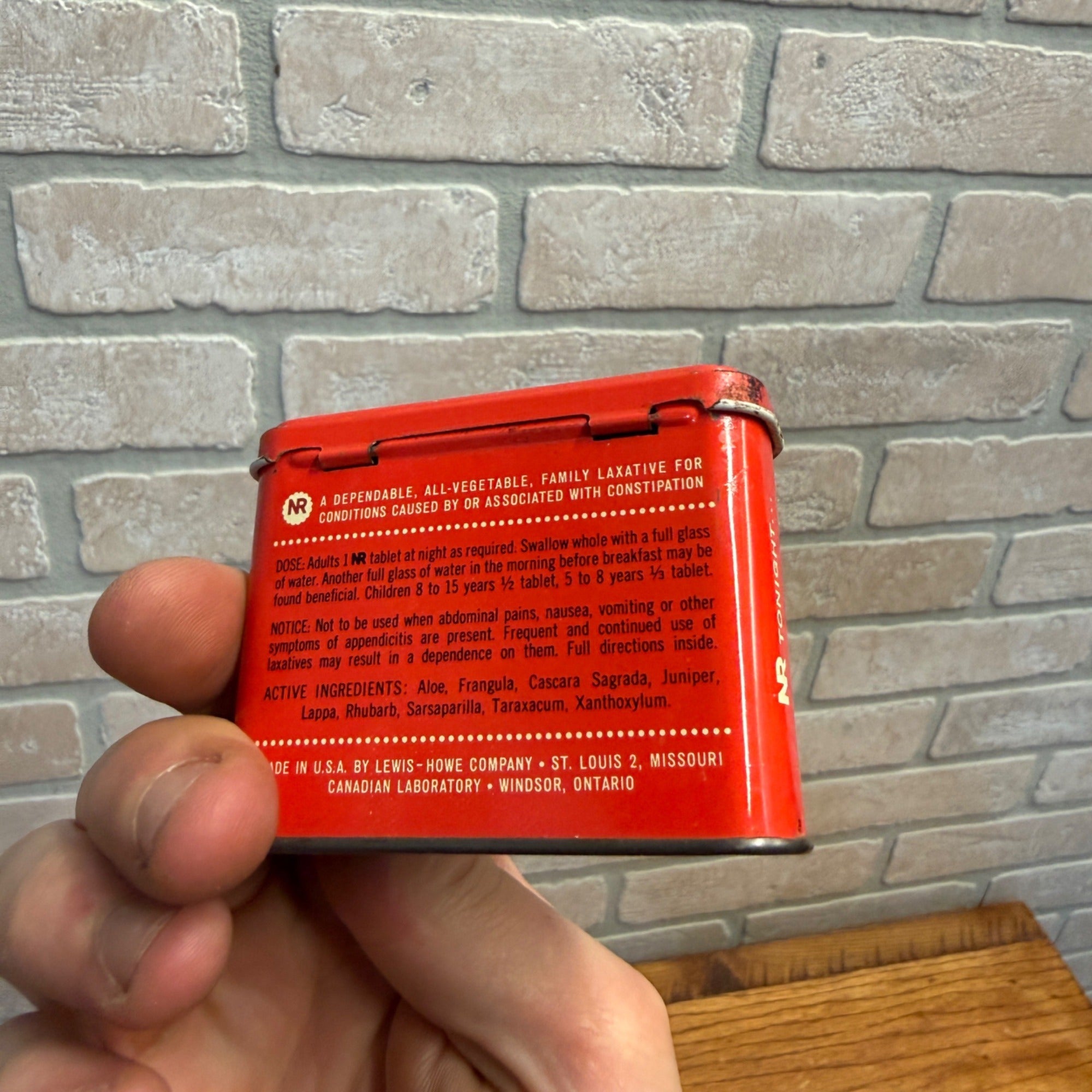 Vintage NR Regular Nature's Remedy Laxative Tin Advertising Empty Red 59 Cents