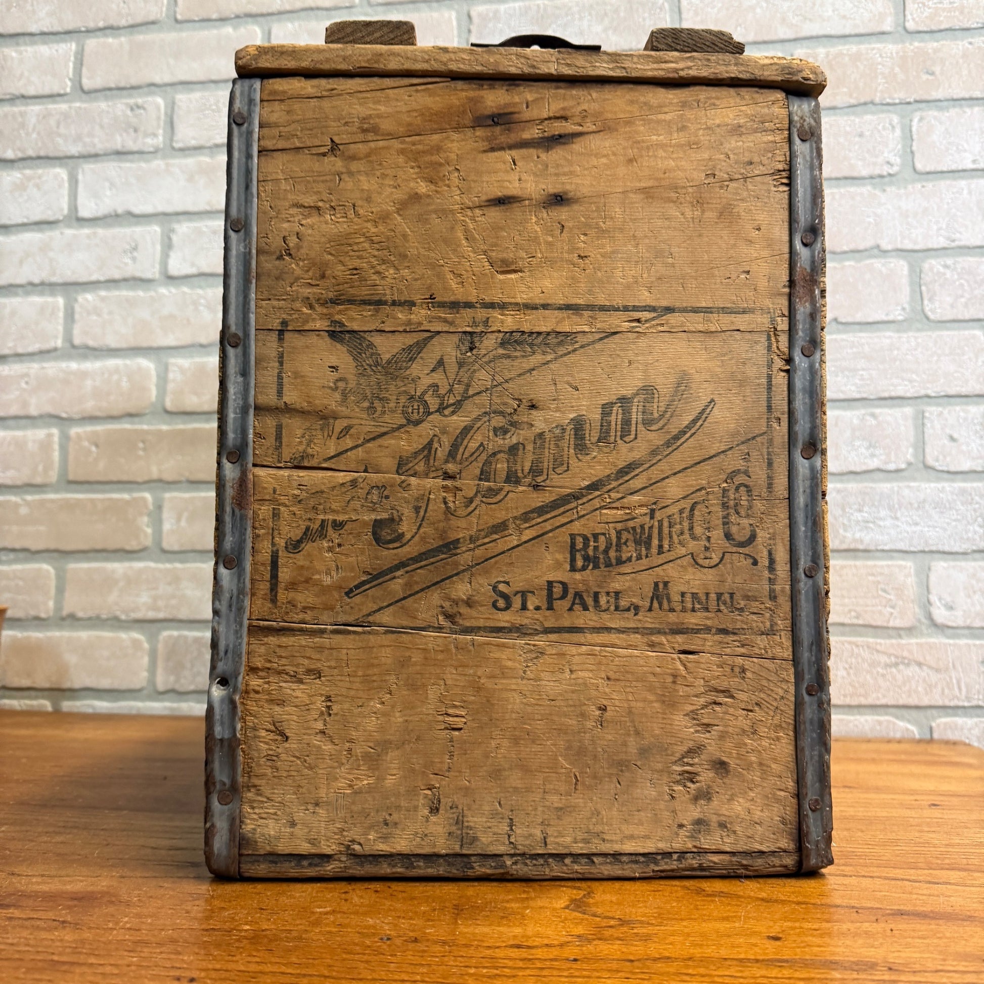 HAMM'S BEER PICNIC BOTTLE WOOD BOX CRATE THEO HAMM BREWING CO ST PAUL MINNESOTA