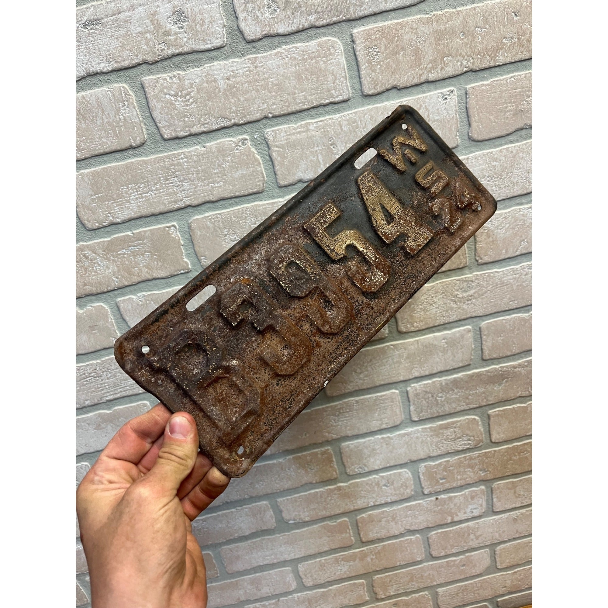 Vintage Wisconsin License Plate 1924 Automobile Car Truck