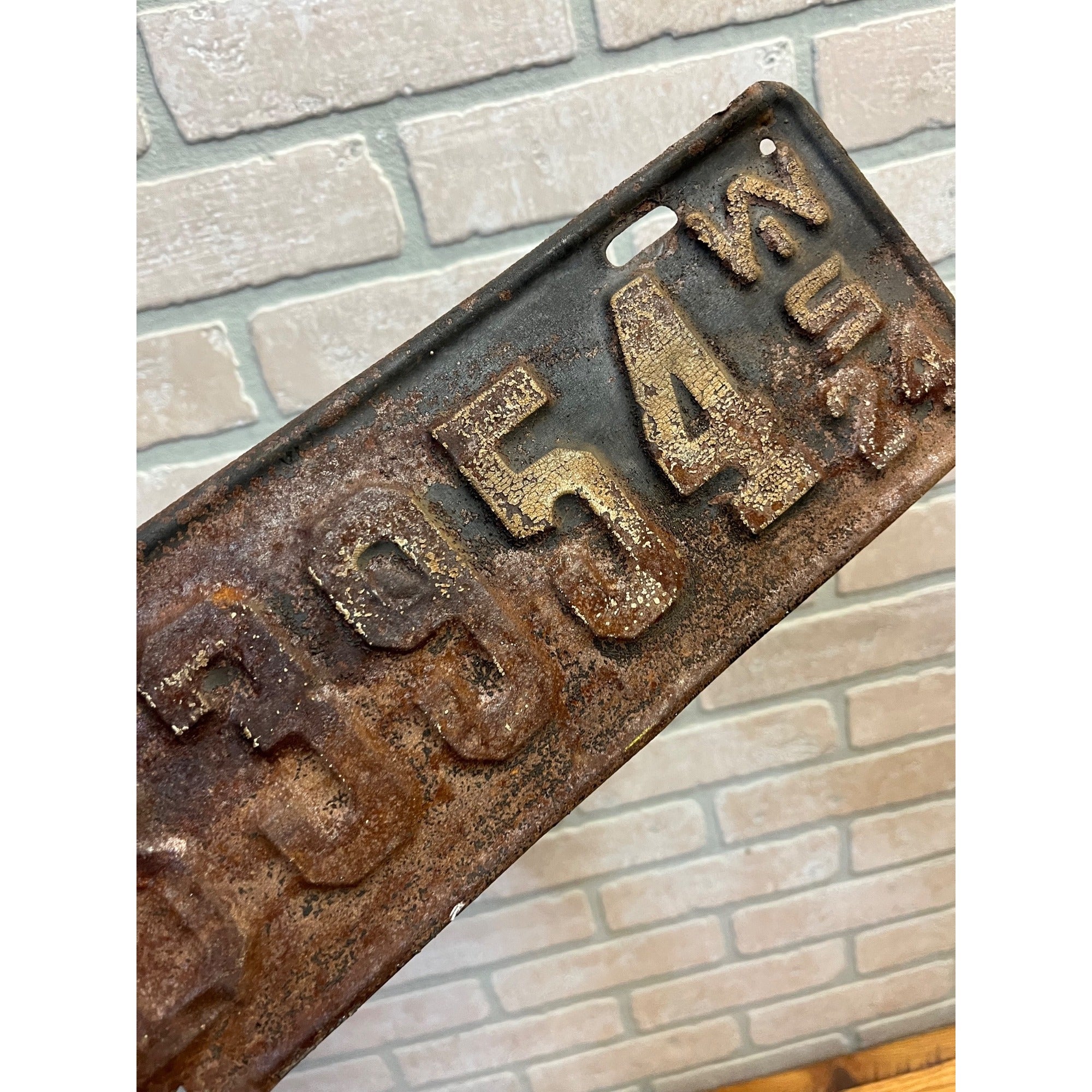Vintage Wisconsin License Plate 1924 Automobile Car Truck
