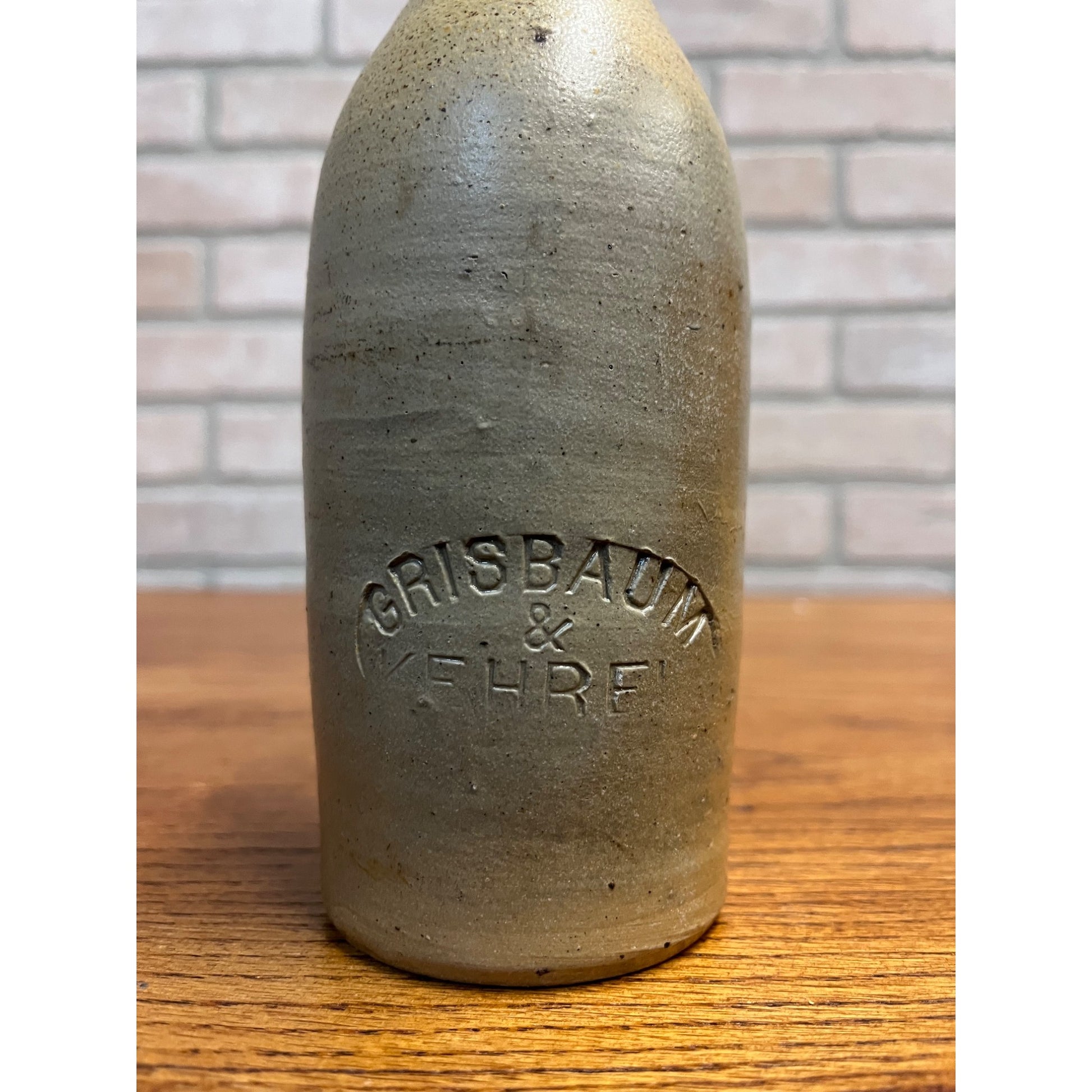 Antique 1800s GRISBAUM & KEHREIN Milwaukee Wis. Clay Stoneware Beer Bottle