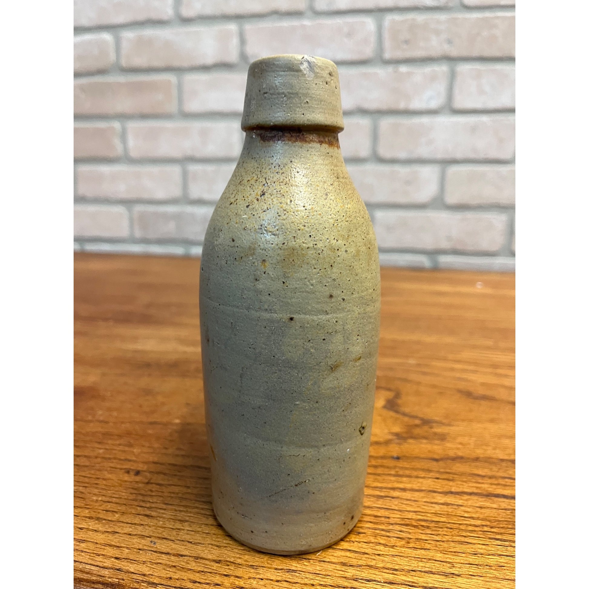 Antique 1800s GRISBAUM & KEHREIN Milwaukee Wis. Clay Stoneware Beer Bottle