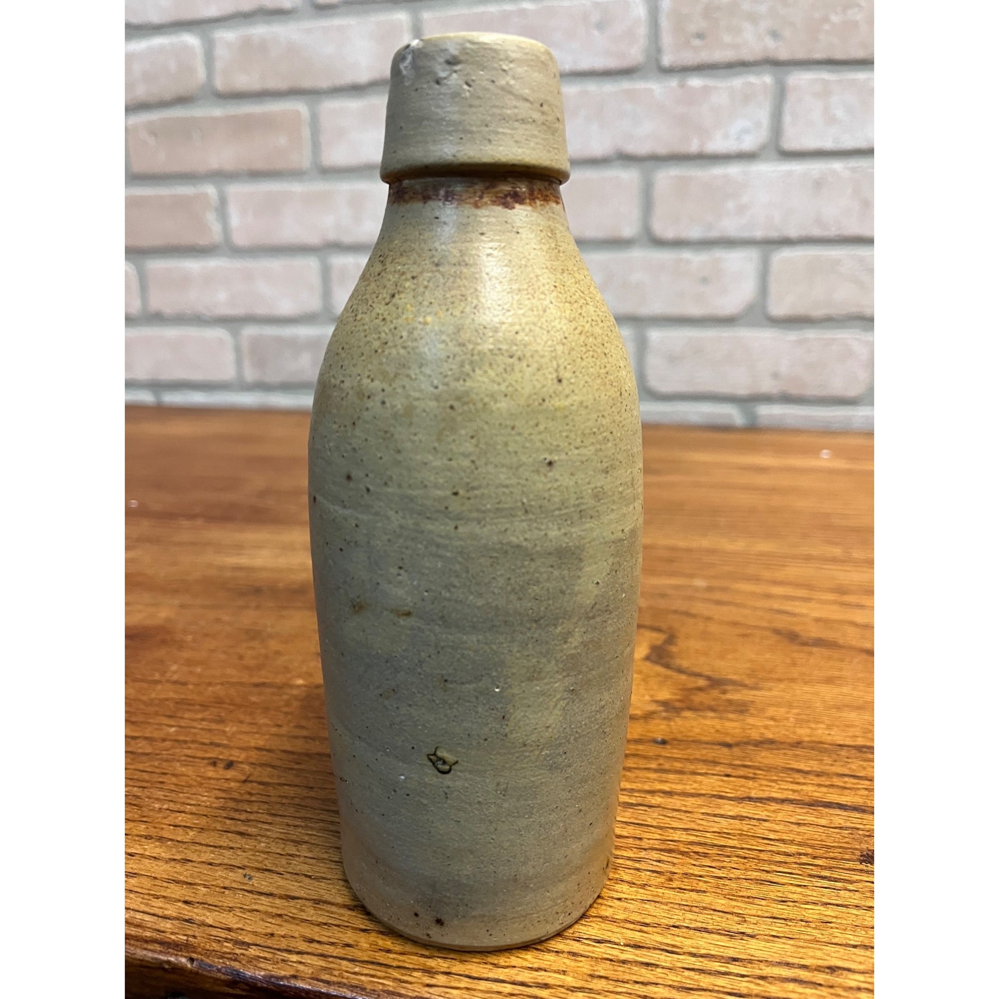 Antique 1800s GRISBAUM & KEHREIN Milwaukee Wis. Clay Stoneware Beer Bottle