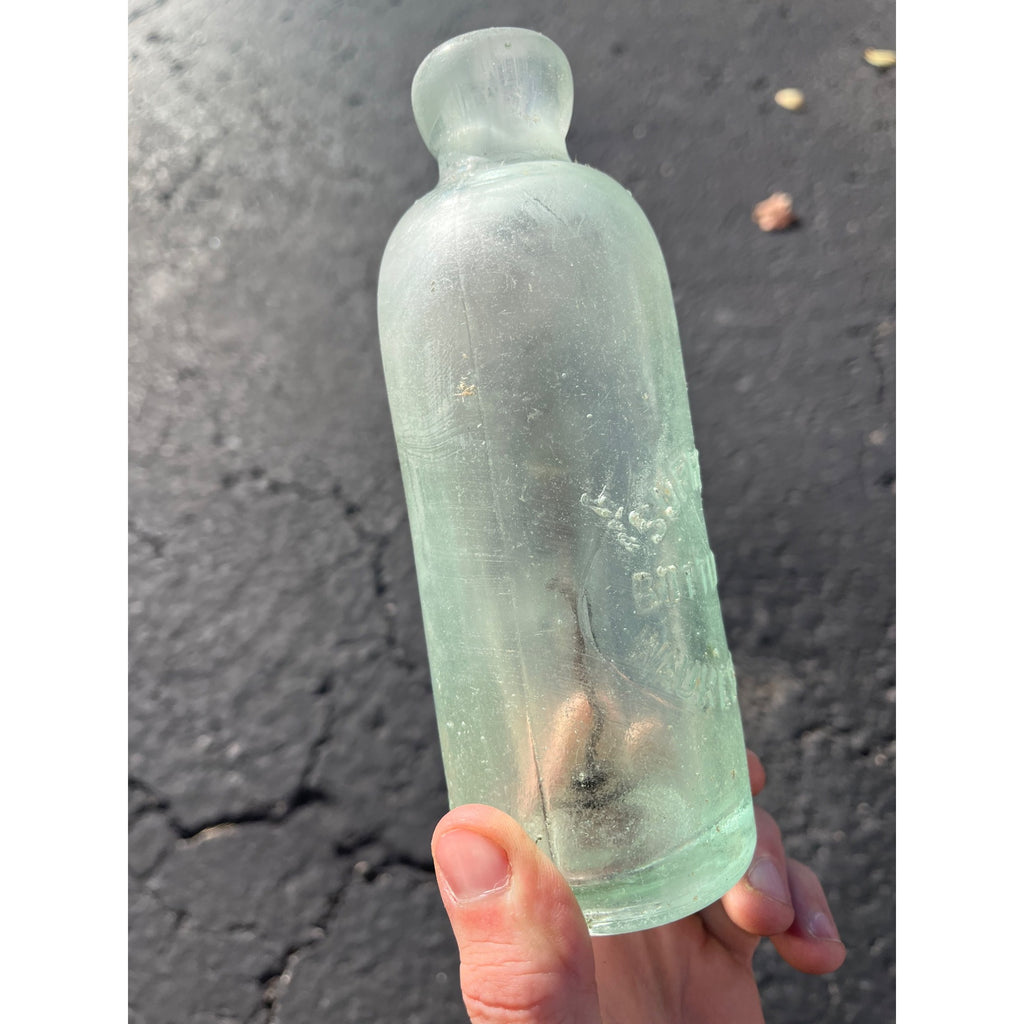 Supreme Bottling Co. c1890s Waukesha Wis Blue Soda Beer Bottle Blob Hutchinson