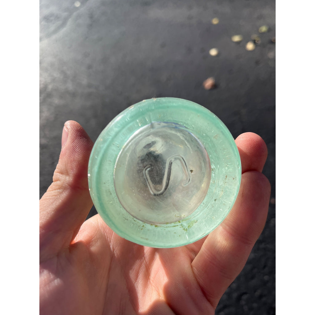 Supreme Bottling Co. c1890s Waukesha Wis Blue Soda Beer Bottle Blob Hutchinson