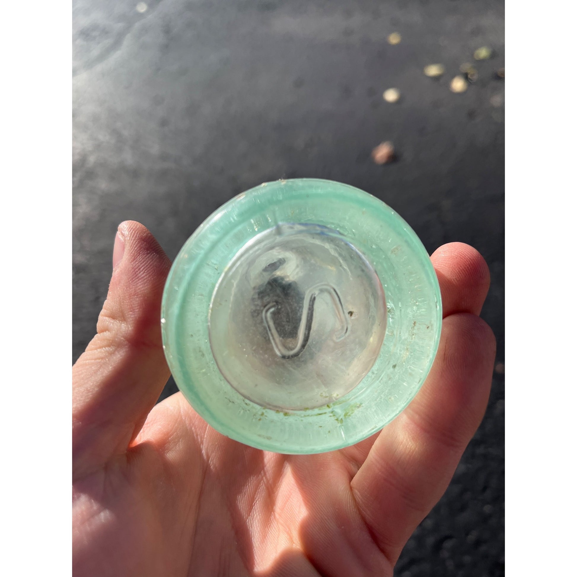 Supreme Bottling Co. c1890s Waukesha Wis Blue Soda Beer Bottle Blob Hutchinson