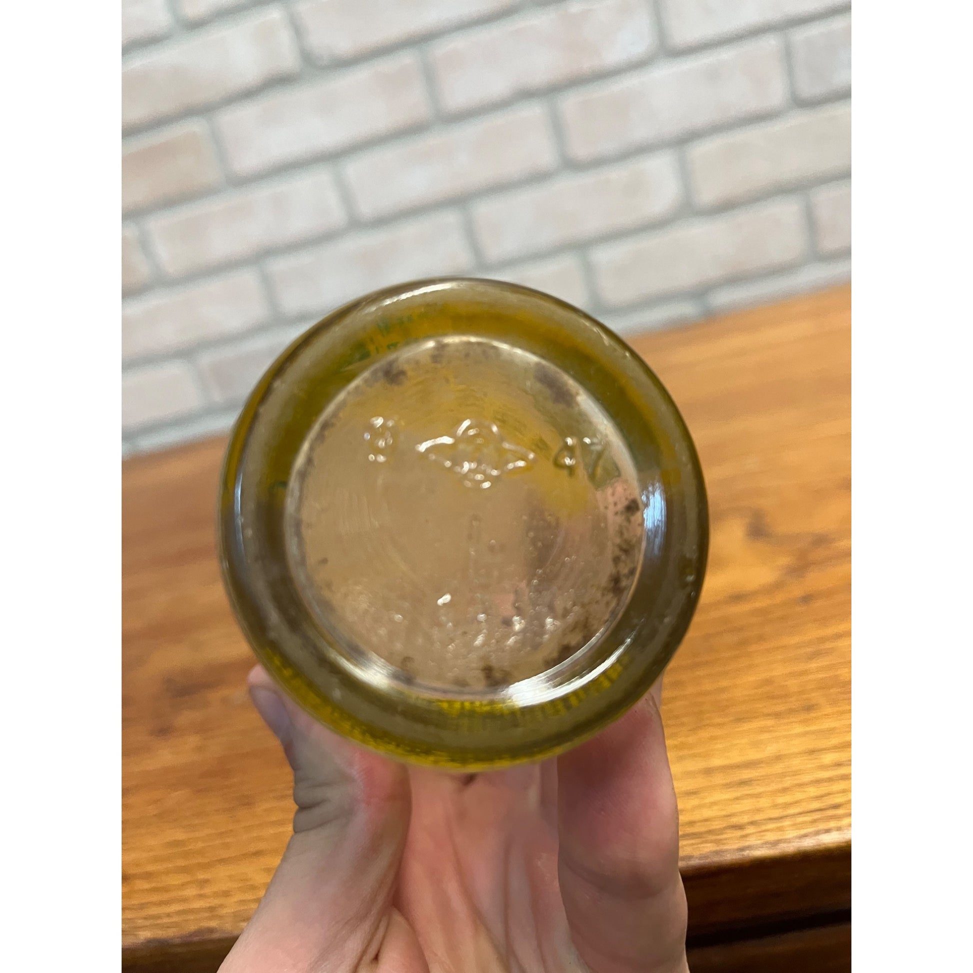 Vintage Green River ACL 7 Ounce Glass Soda Bottle 1947 Chicago Illinois