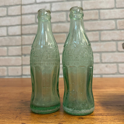 (2) Vintage Coca Cola Bottle Oshkosh WI Embossed 6 Fl Oz Hobbleskirt (1938-51)