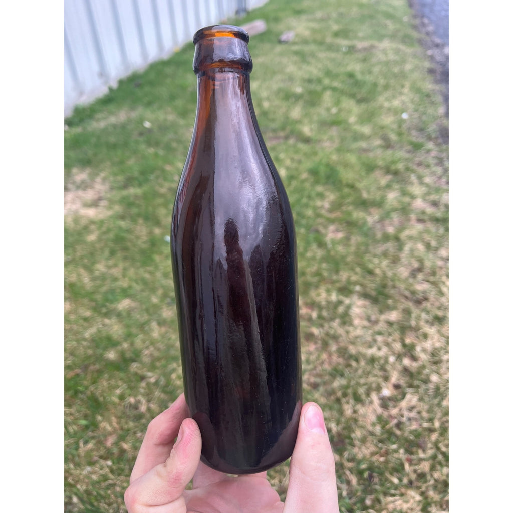 Rare Unique Amber GINSENG BOTTLING Co MENOMONEE FALLS WIS Wisconsin WI Bottle
