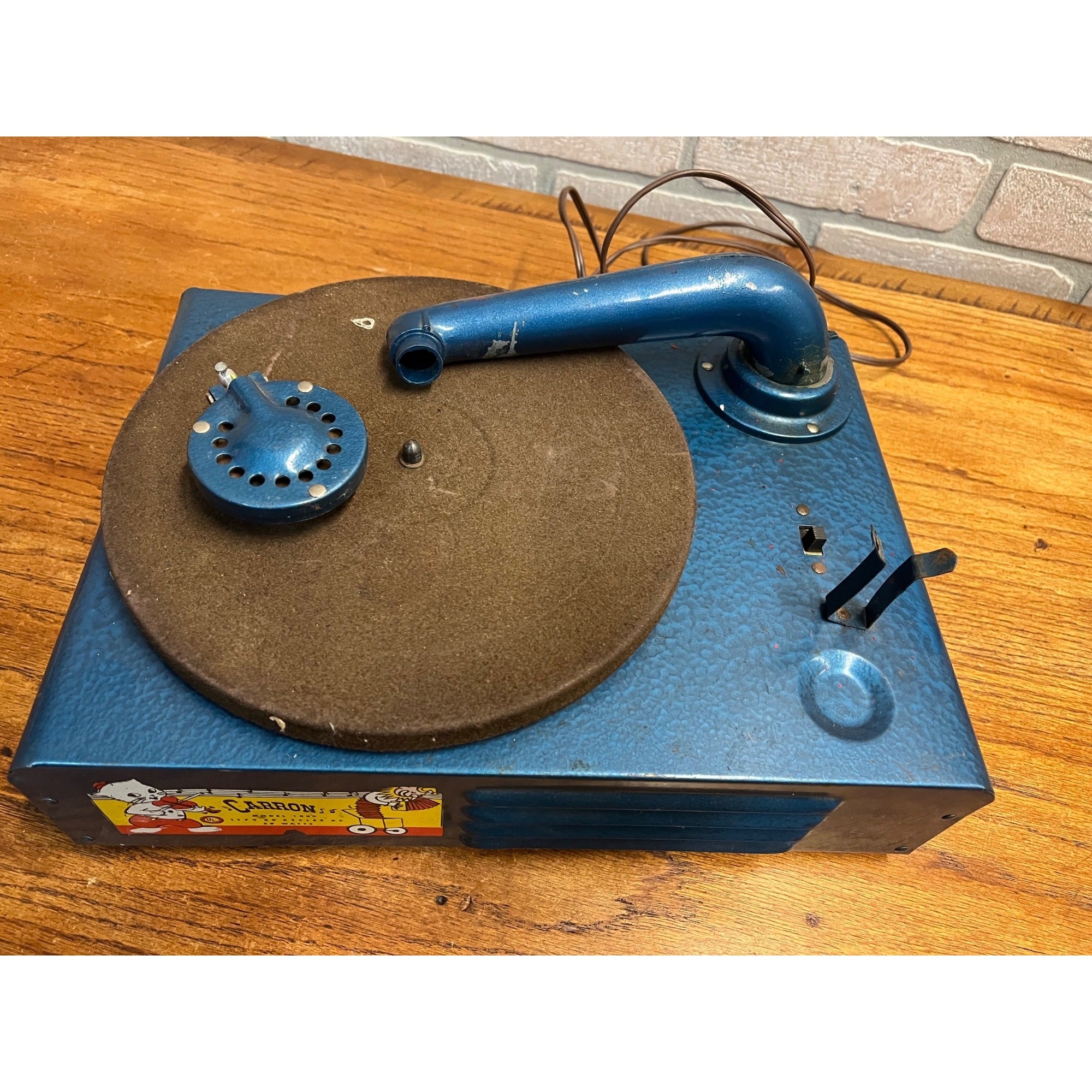 Vintage Carron Mfg. Co. 78 Rpm Child's Electric Acoustical Phonograph - REPAIR