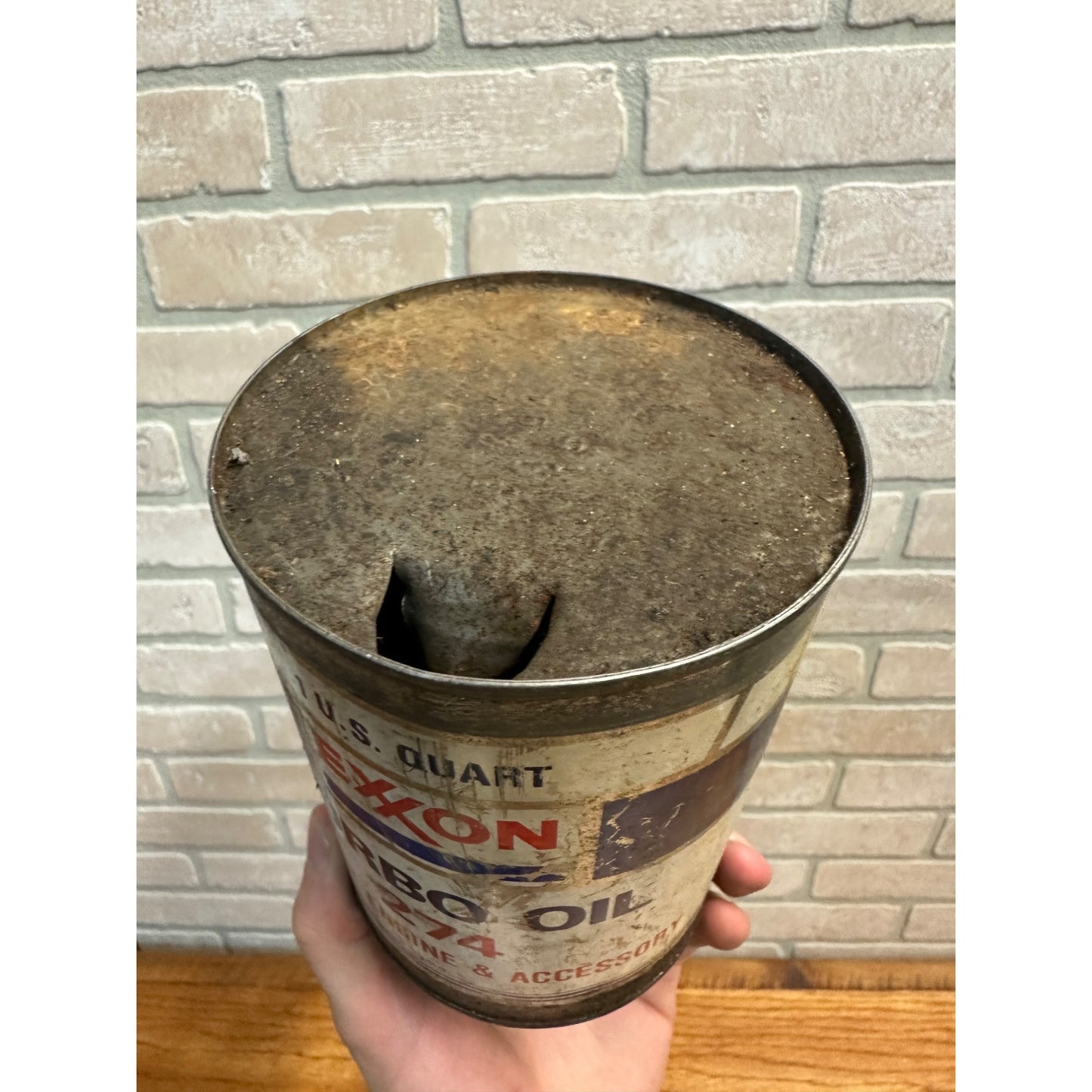 Vintage Exxon Turbo Oil 274 Turbine Engine 1 Quart Oil Can Metal Gas Advertising