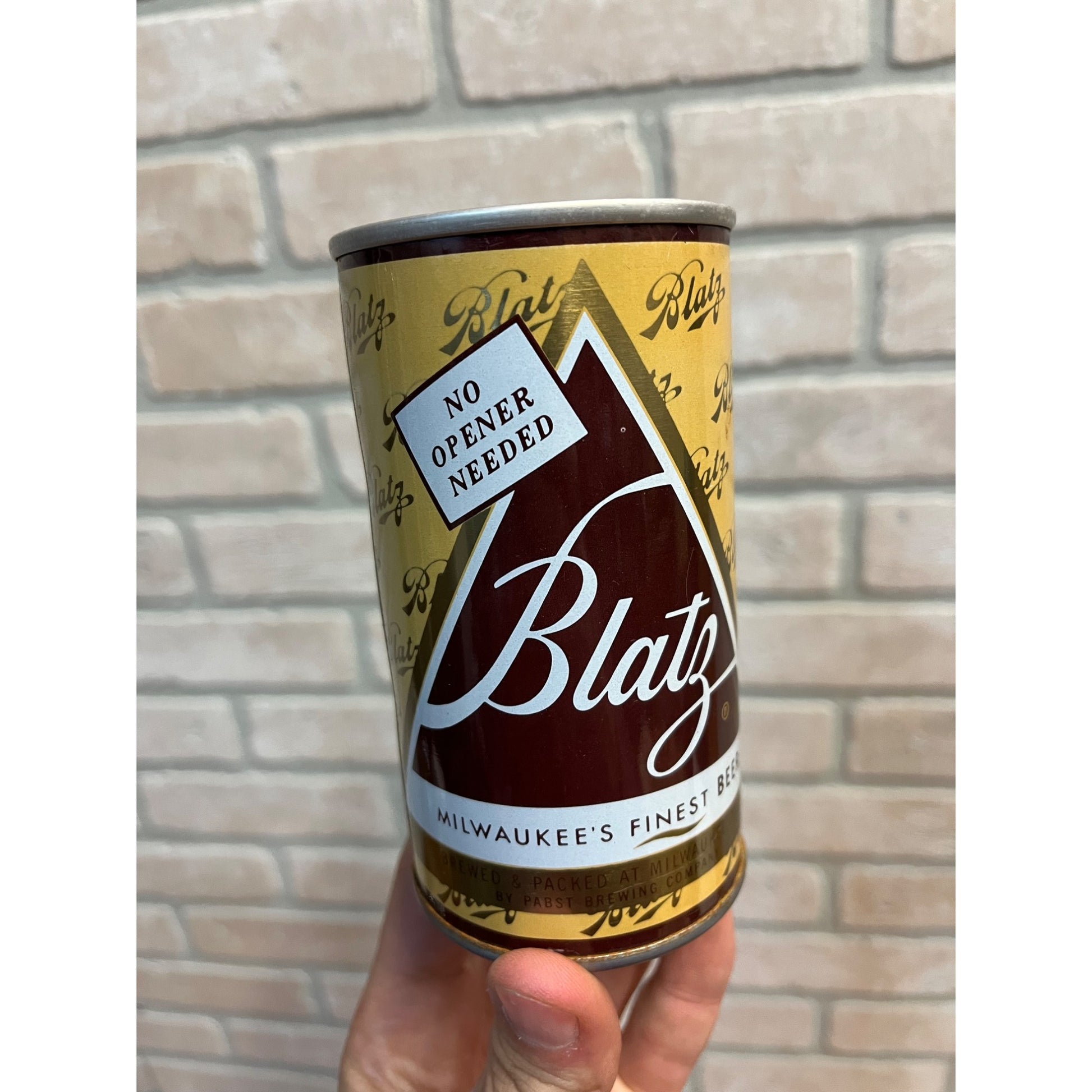 BLATZ MINTY "NO OPENER NEEDED" SMILE BEADS LIFT ZIP TAB DATED 1952 BEER CAN