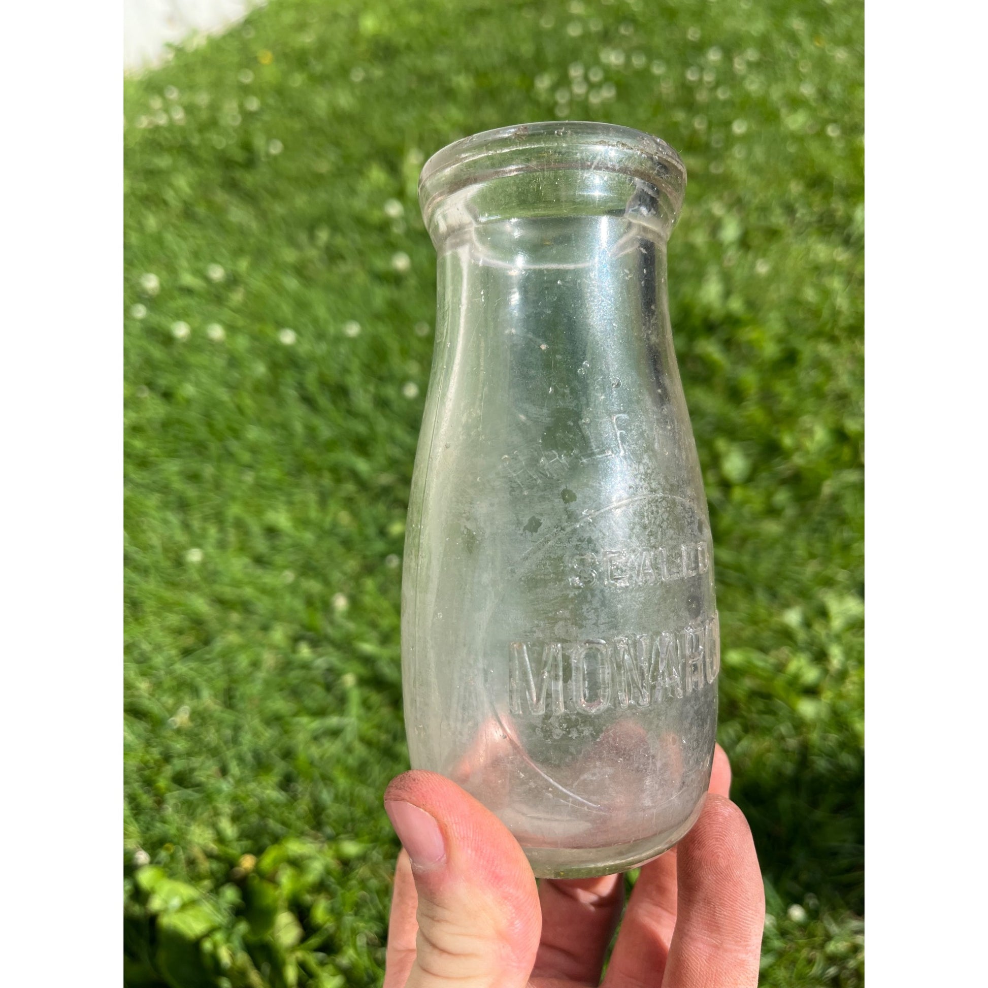 Vintage Half Pint Milk Bottle Monarch Ice Cream Dairy Wadena Minnesota MN