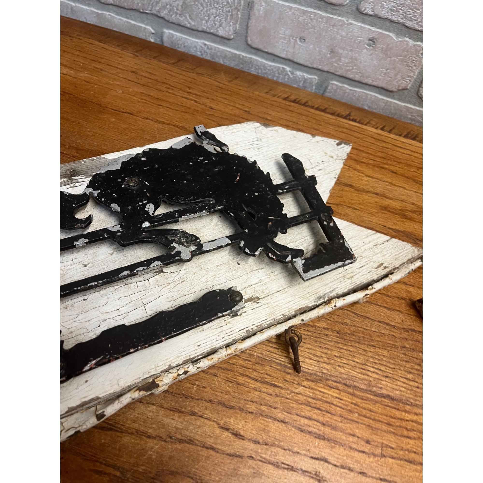 Antique Primitive Wooden Rustic Cowboy Western Flange Sign Wrought Iron Ranch