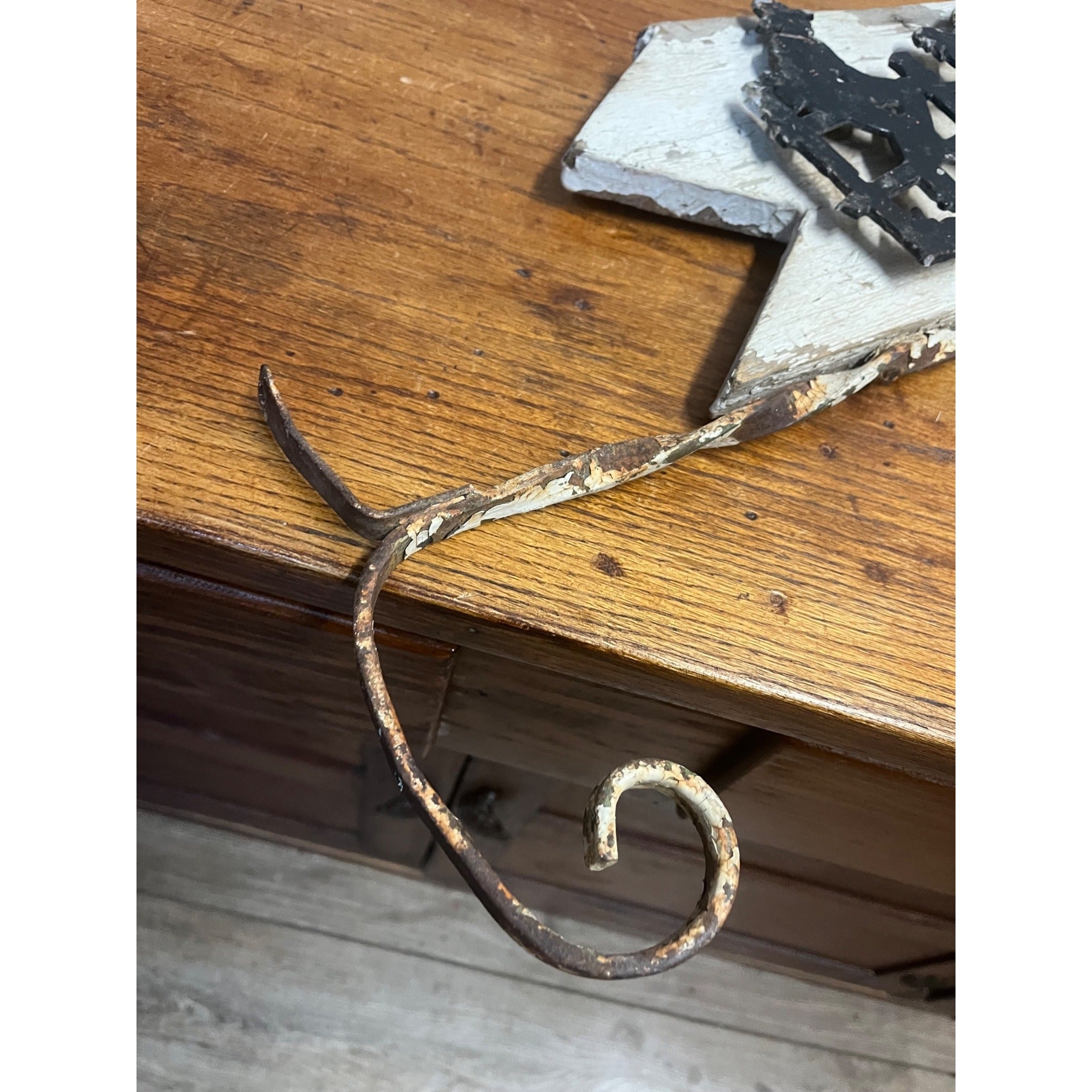 Antique Primitive Wooden Rustic Cowboy Western Flange Sign Wrought Iron Ranch