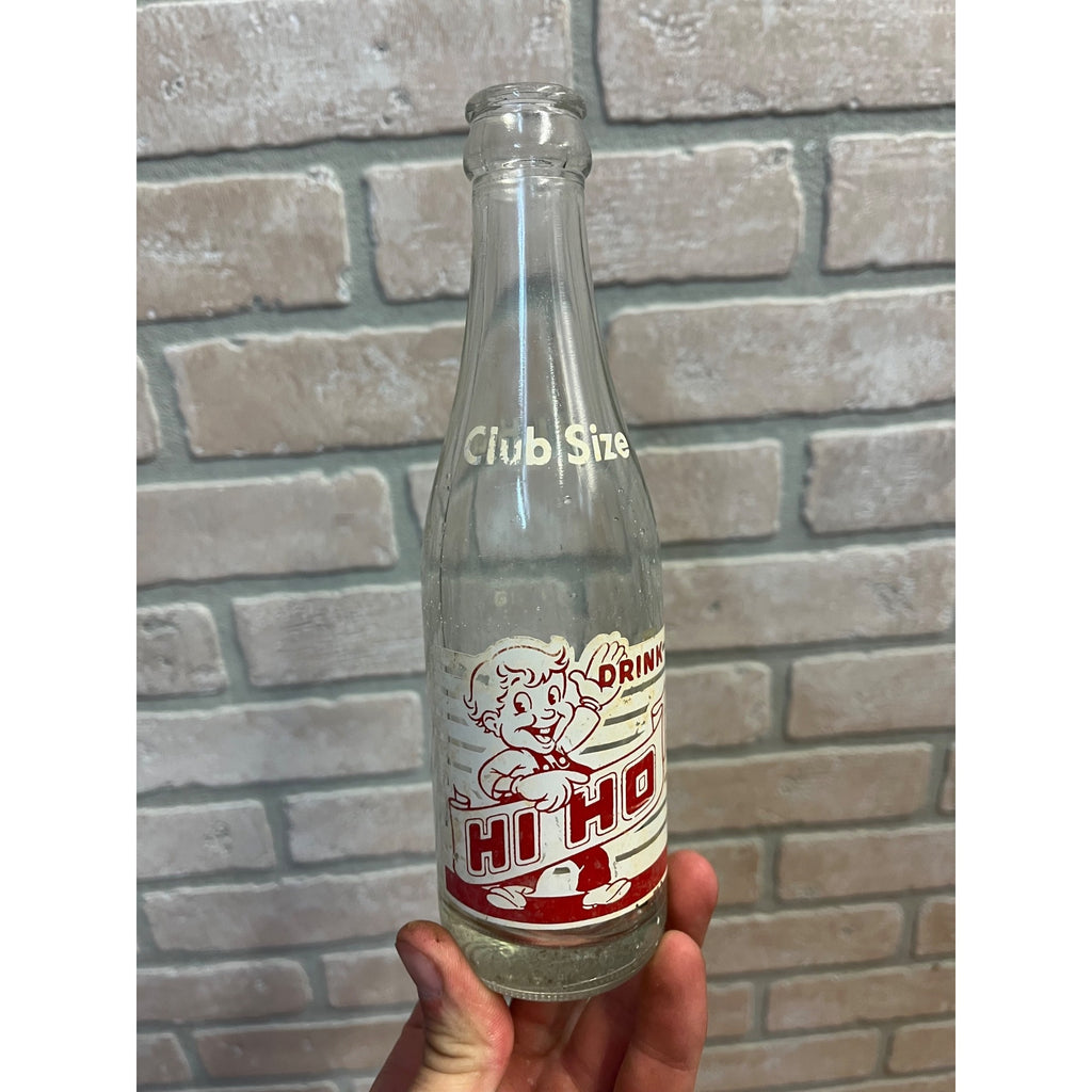 Vintage Hi-Ho Beverages 7oz ACL Soda Bottle Plymouth, WI Wisconsin Wis