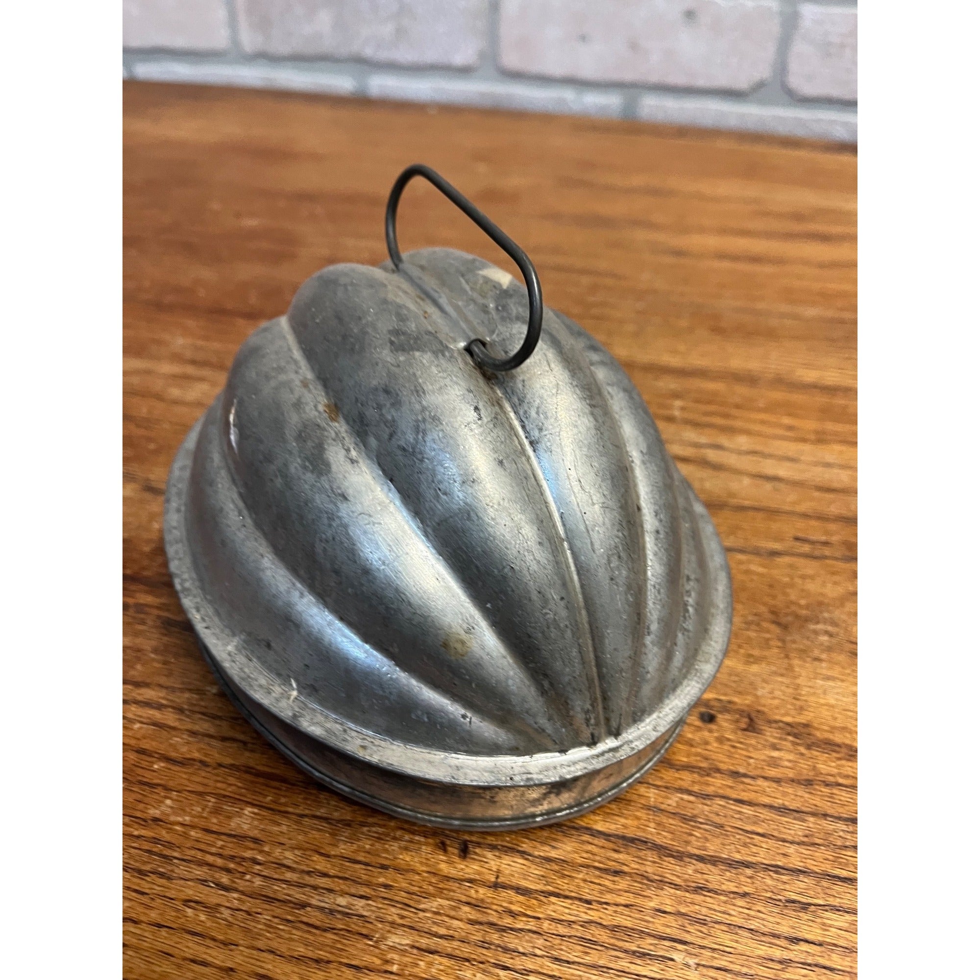 Vintage Tin Plum Pudding Jello Mold, Acorn Melon Shape, Cake Pan Farmhouse