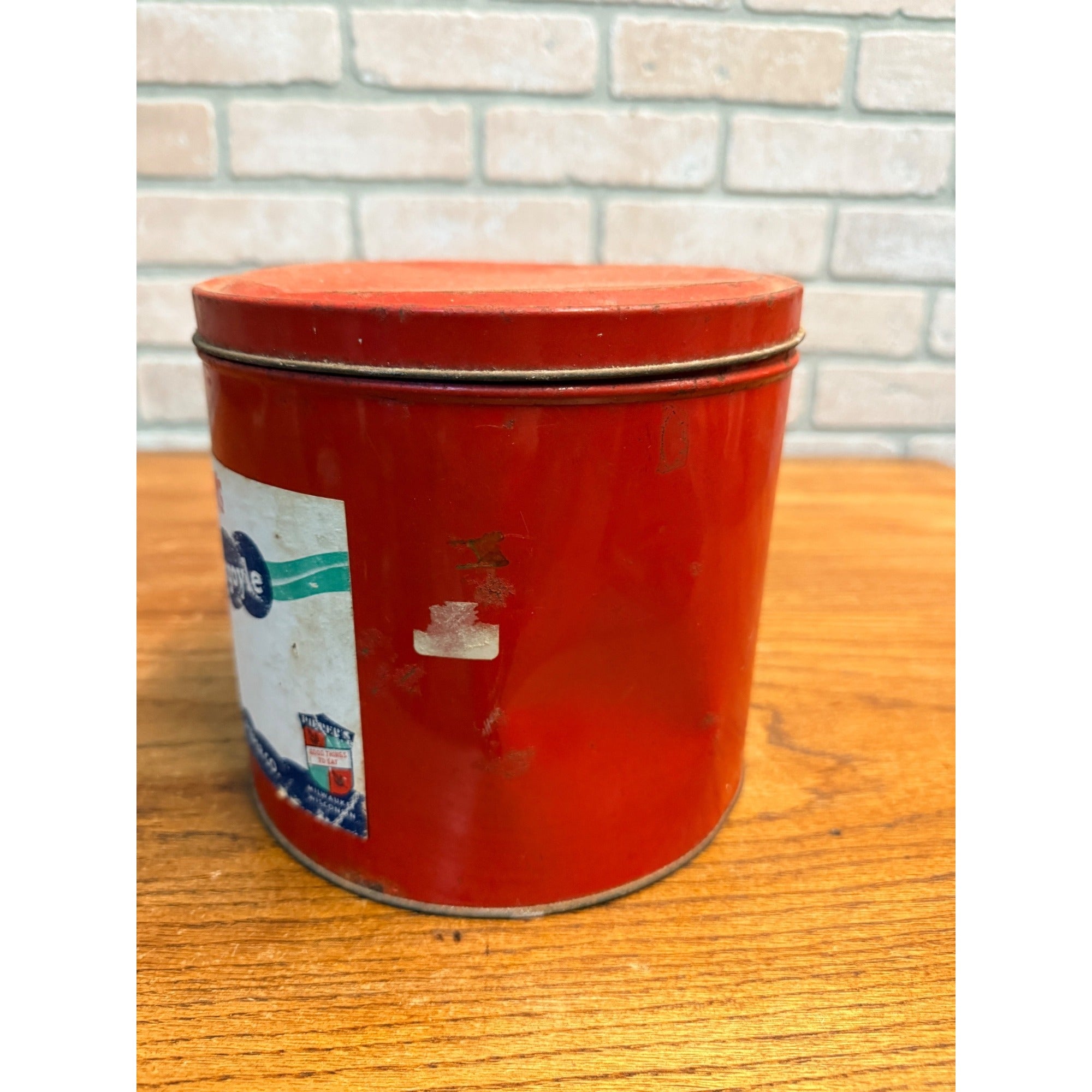 Vintage 1940s O.R. Pieper Milwaukee Wis Biscuit Candy Tin Paper Label
