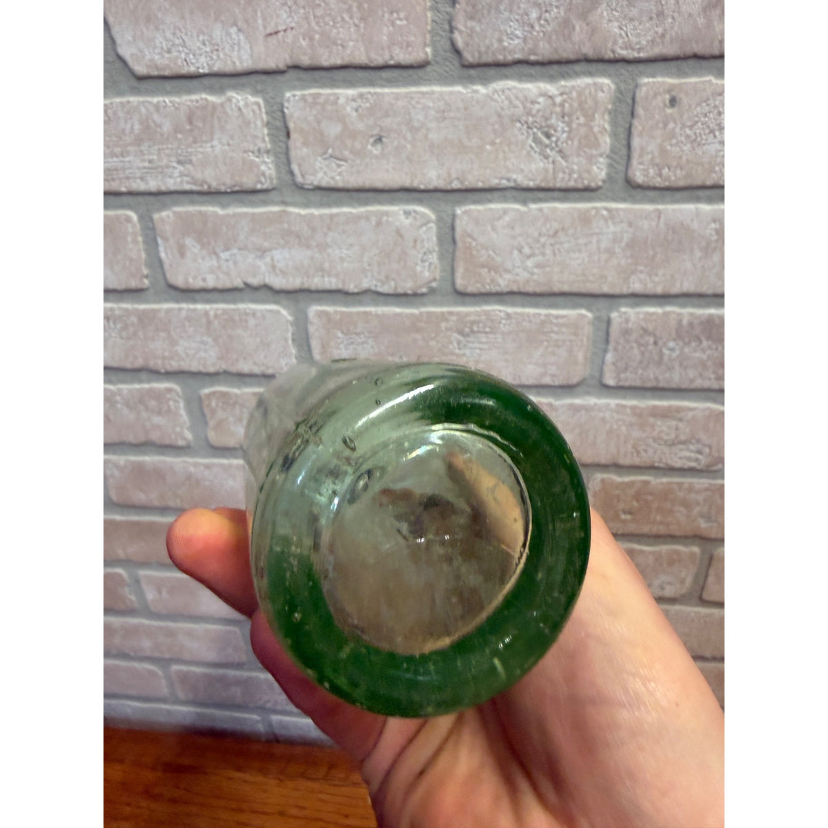 RARE Antique H&M Lochen -- West Bend, Wis -- Hutchinson Soda Blob Bottle WI