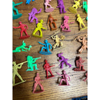 Vintage Huge Lot Plastic Cowboy & Indian Figures