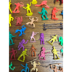 Vintage Huge Lot Plastic Cowboy & Indian Figures