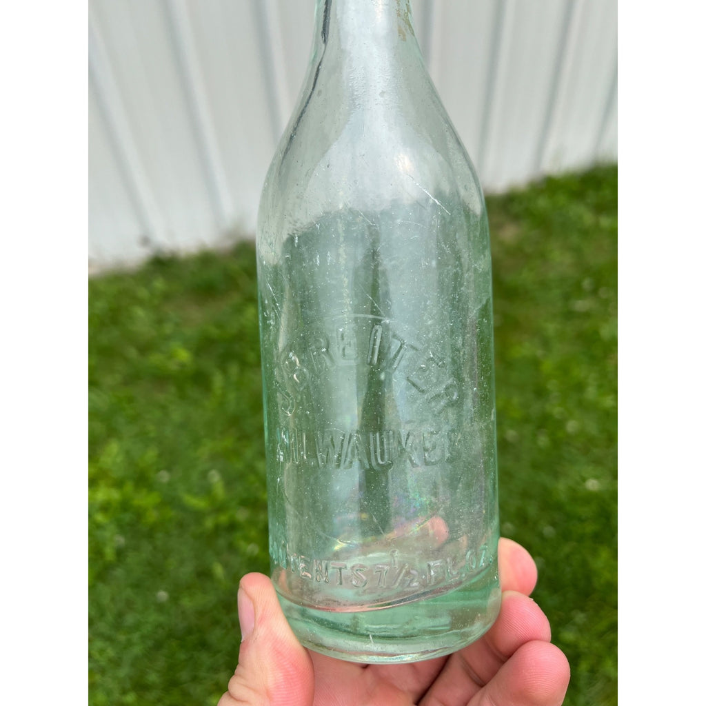 Vintage J.B. Reiter 7.5 Fluid Ounce Soda Bottle Milwaukee, WI Embossed
