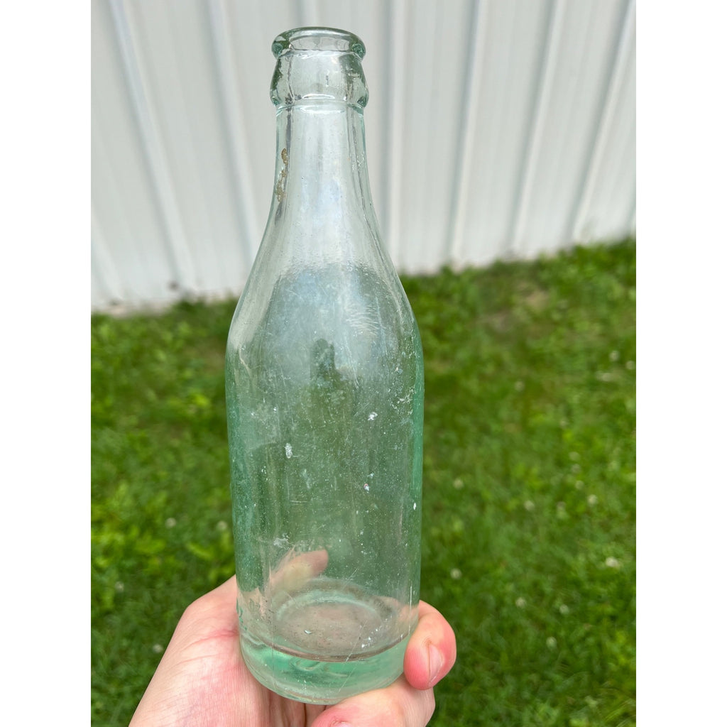 Vintage J.B. Reiter 7.5 Fluid Ounce Soda Bottle Milwaukee, WI Embossed