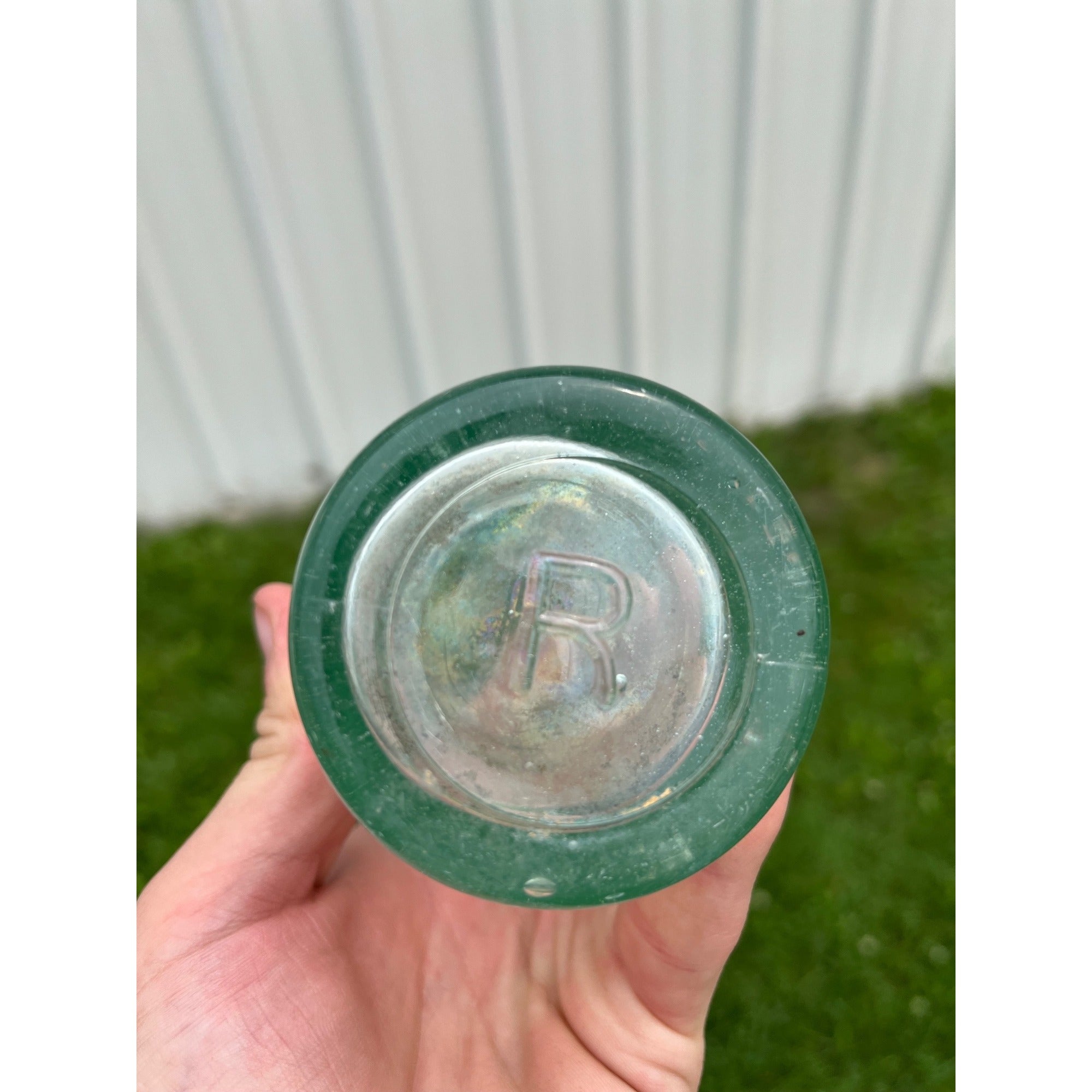 Vintage J.B. Reiter 7.5 Fluid Ounce Soda Bottle Milwaukee, WI Embossed