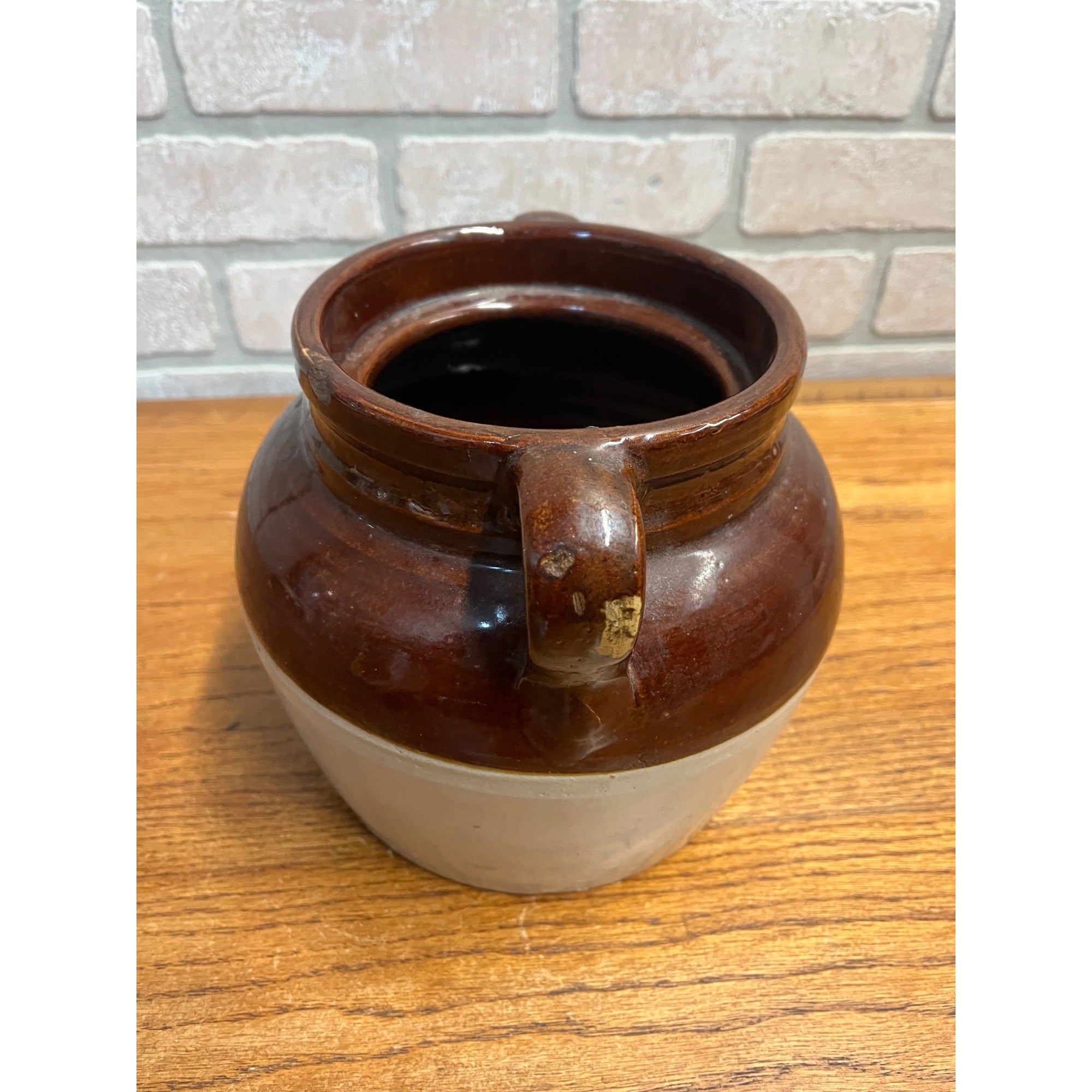 RARE Vintage Bean Pot Grunwaldt's Good Merchandise Black Creek, Wis. Wisconsin