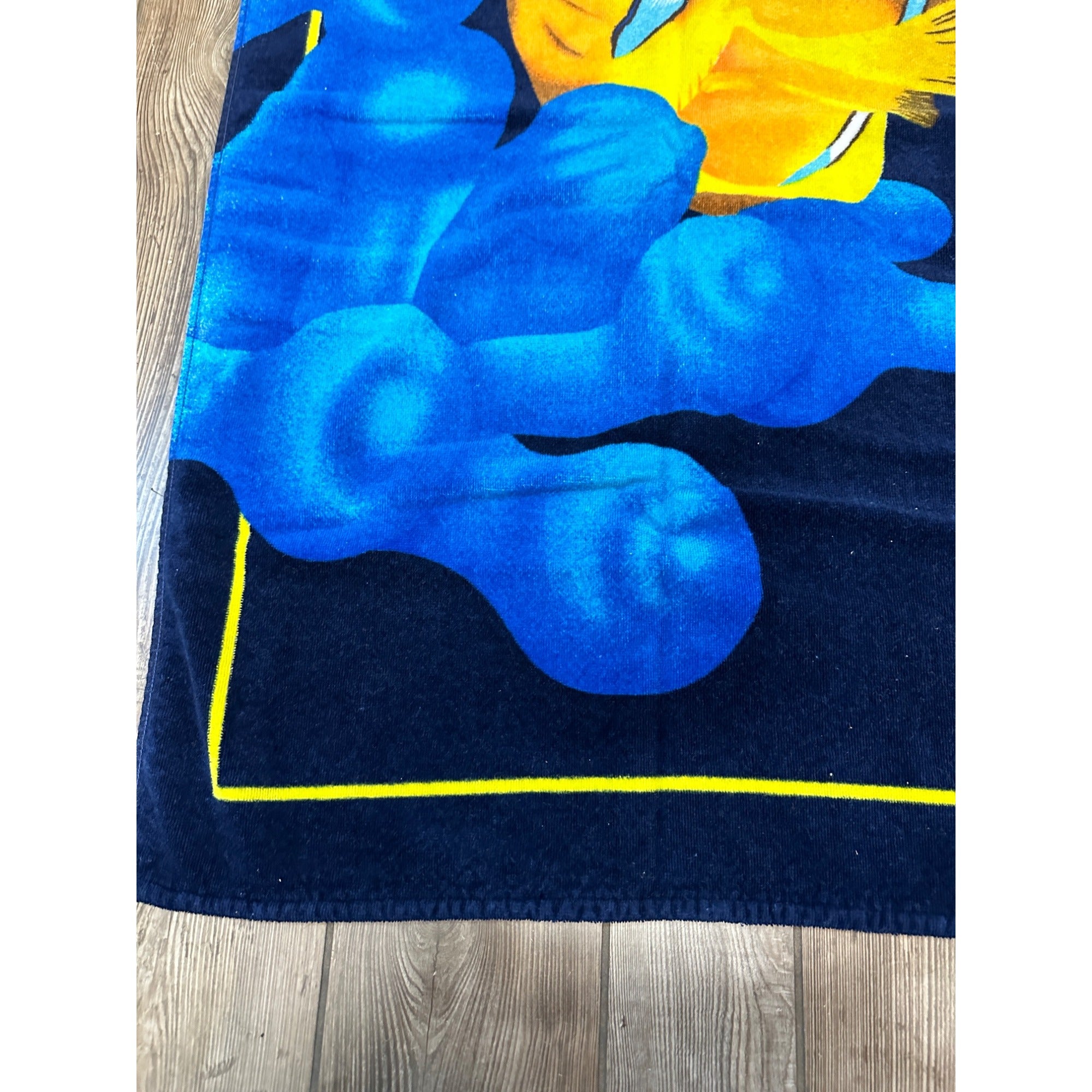Vintage Waikiki Aquarium Hawaii Beach Bathroom Towel Fish