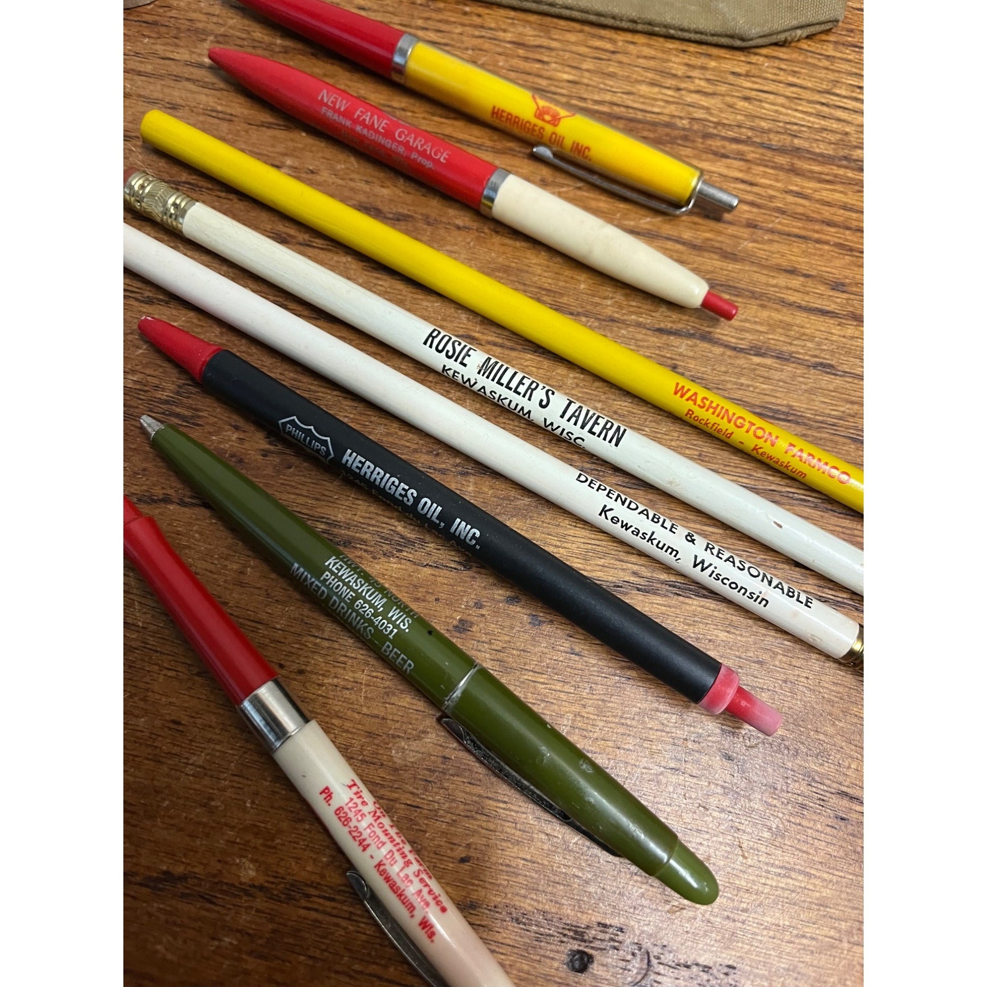 Vintage Kewaskum Wisconsin Advertising Lot Bar Tokens, Pencils, Patch, Bank Bag