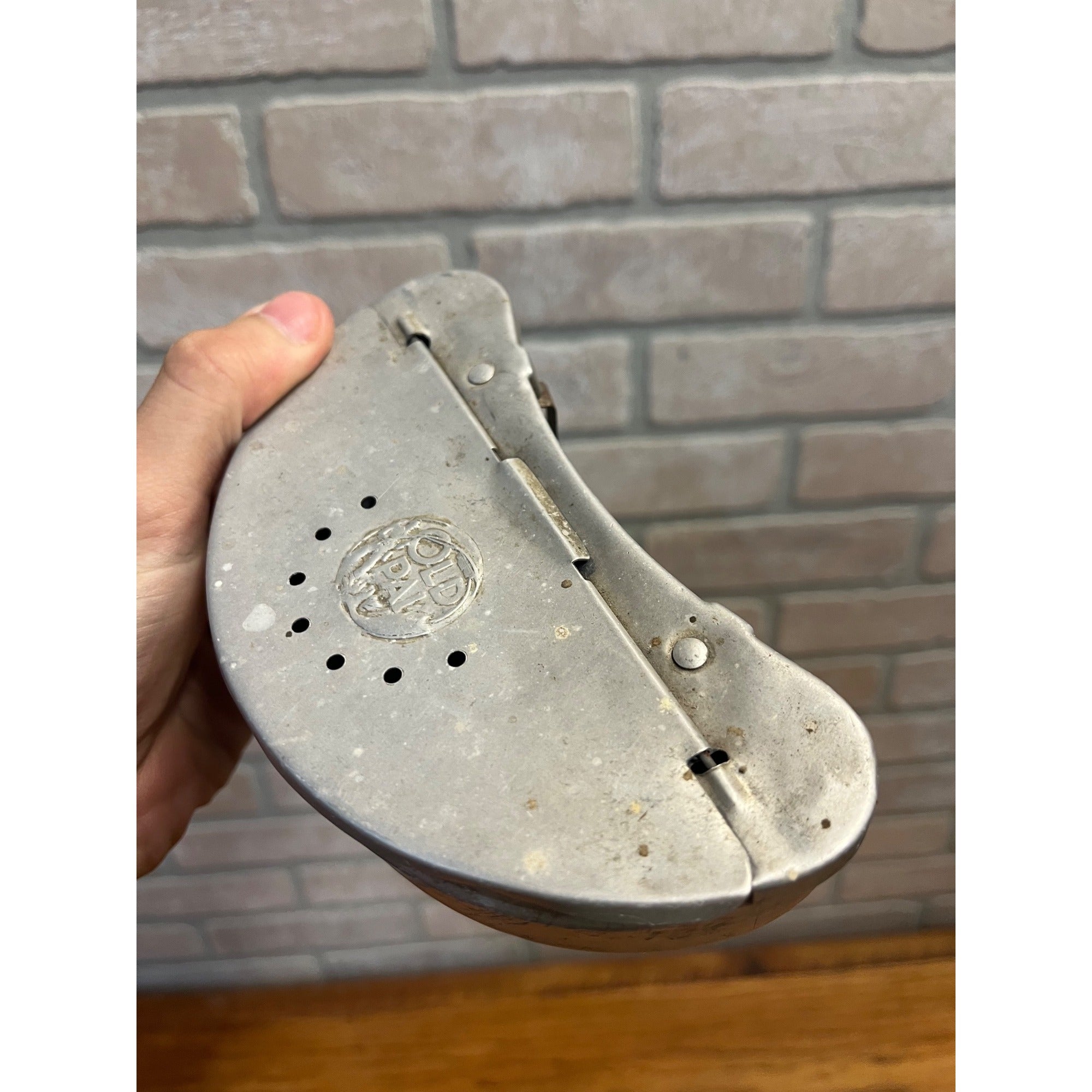 Aluminum Bait Keeper OLD PAL Fly Fishing Worm Tin Belt Box 6” X 3” Trout Bass