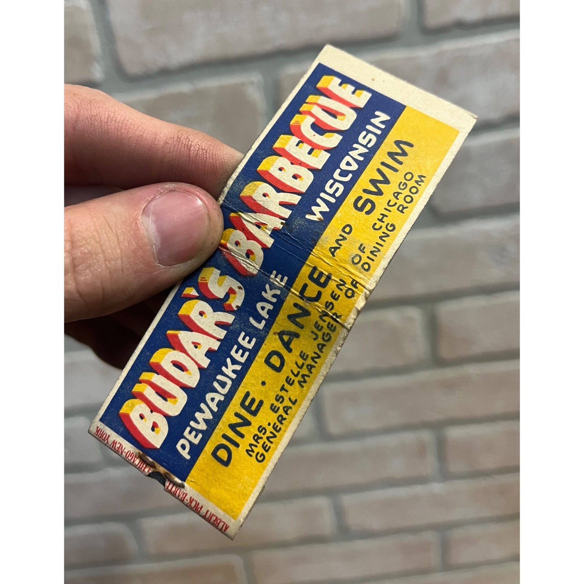 Vintage Budar's Barbeque Pewaukee Lake Wisconsin Restaurant Club FULL Matchbook