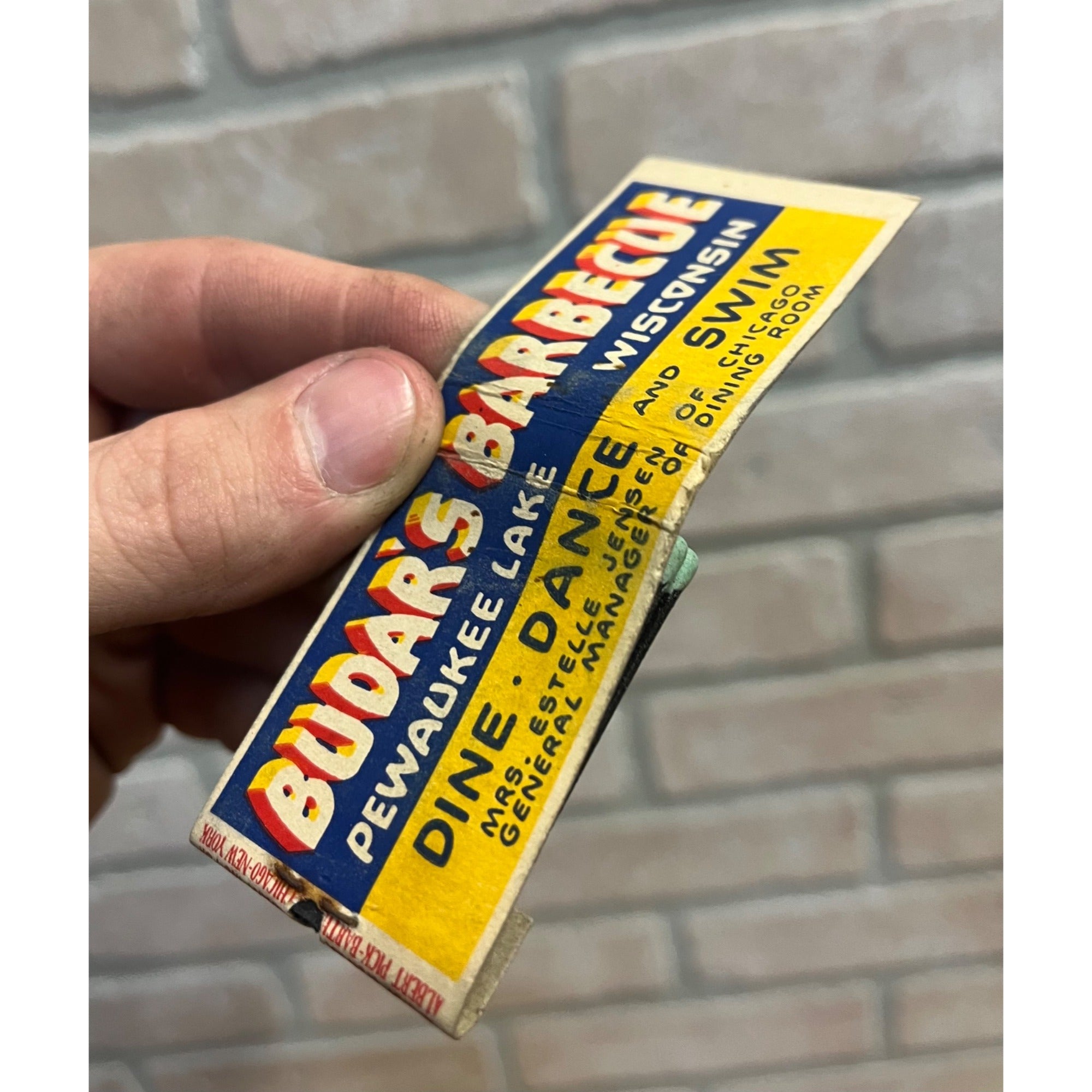 Vintage Budar's Barbeque Pewaukee Lake Wisconsin Restaurant Club FULL Matchbook