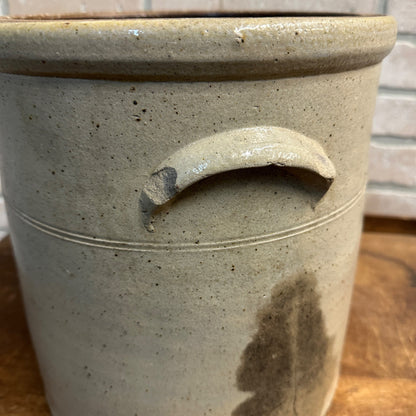 ANTIQUE 4 GALLON SALT-GLAZED CROCK AKRON STONEWARE CO.