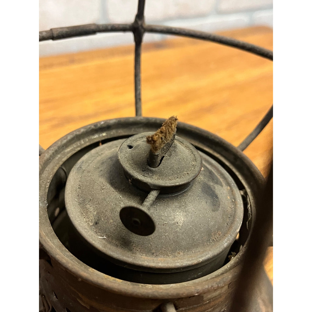 CHICAGO MILWAUKEE RAILROAD LANTERN BELL BOTTOM w/ Northwestern Globe C.M.& St. P. Ry 1895