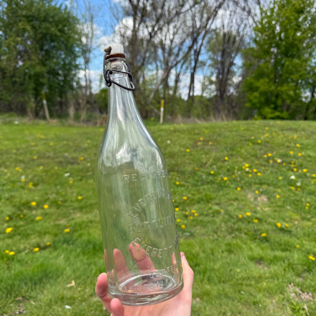 Antique Everett Club Bottling Co Massachusetts Mass 1 Pint 12 Oz Soda Bottle W/ Stopper