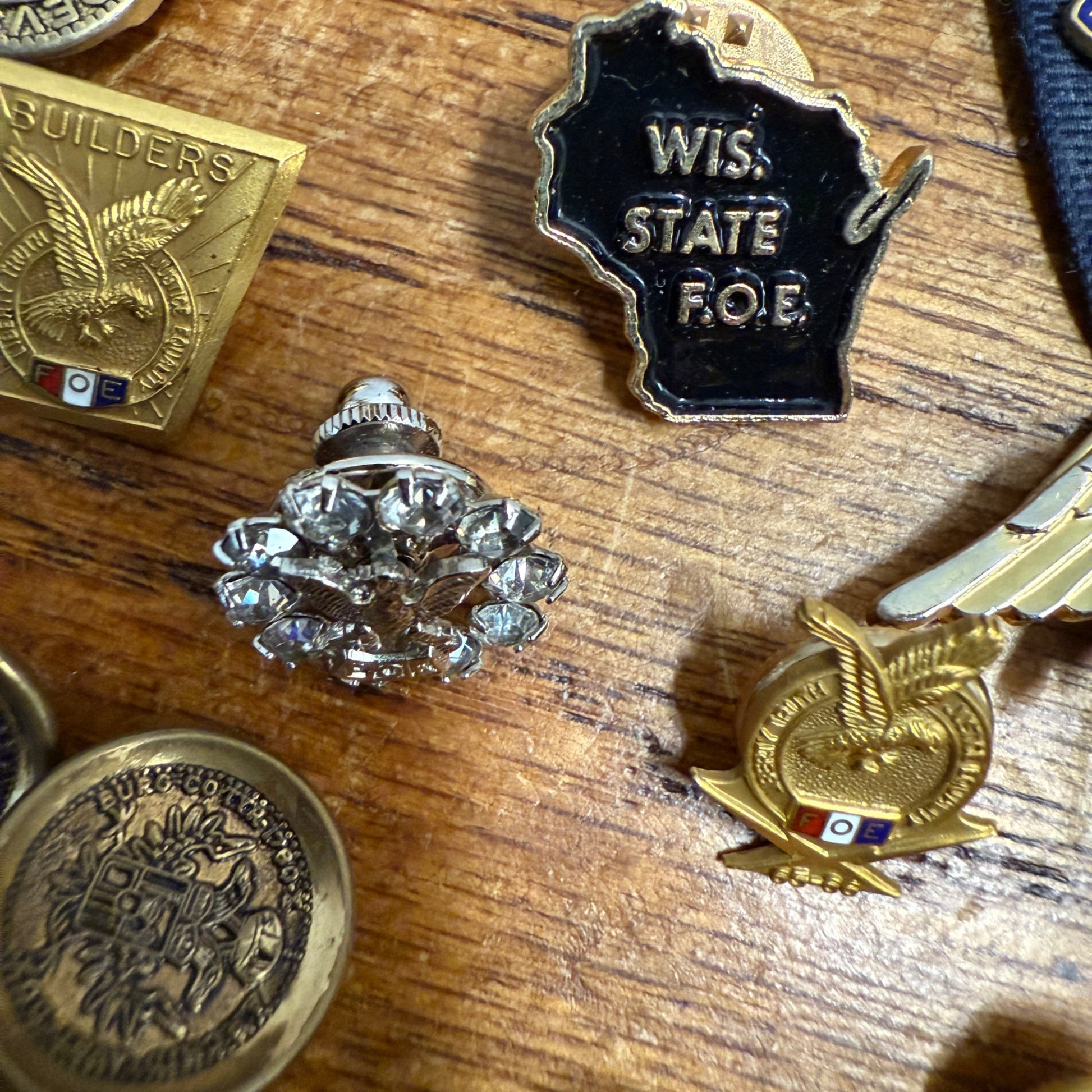 Huge Lot Ladies Auxiliary FOE Fraternal Order Eagles Hat Pins Pinbacks Lapels